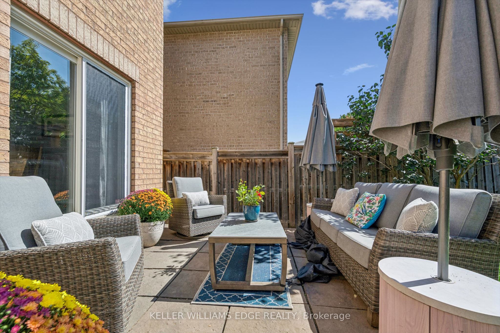 97 Meadowlark Drive N Property Photo 37