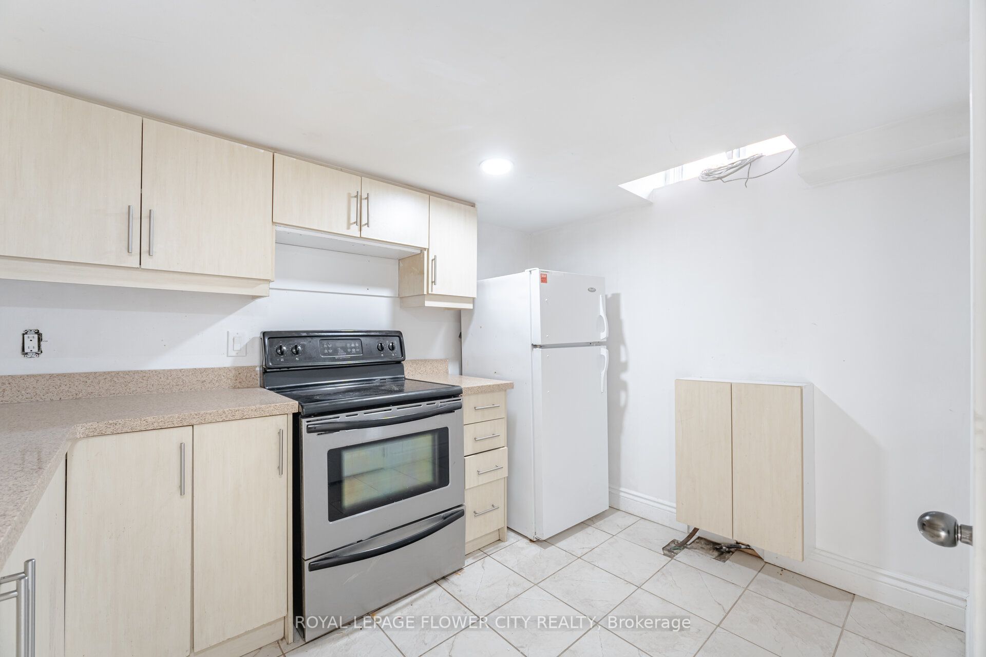 47 Burgby Avenue Property Photo 41