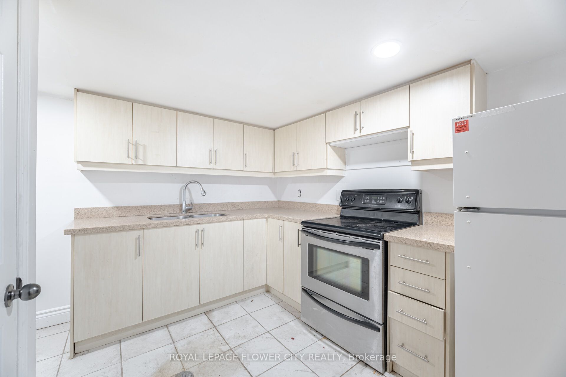 47 Burgby Avenue Property Photo 42