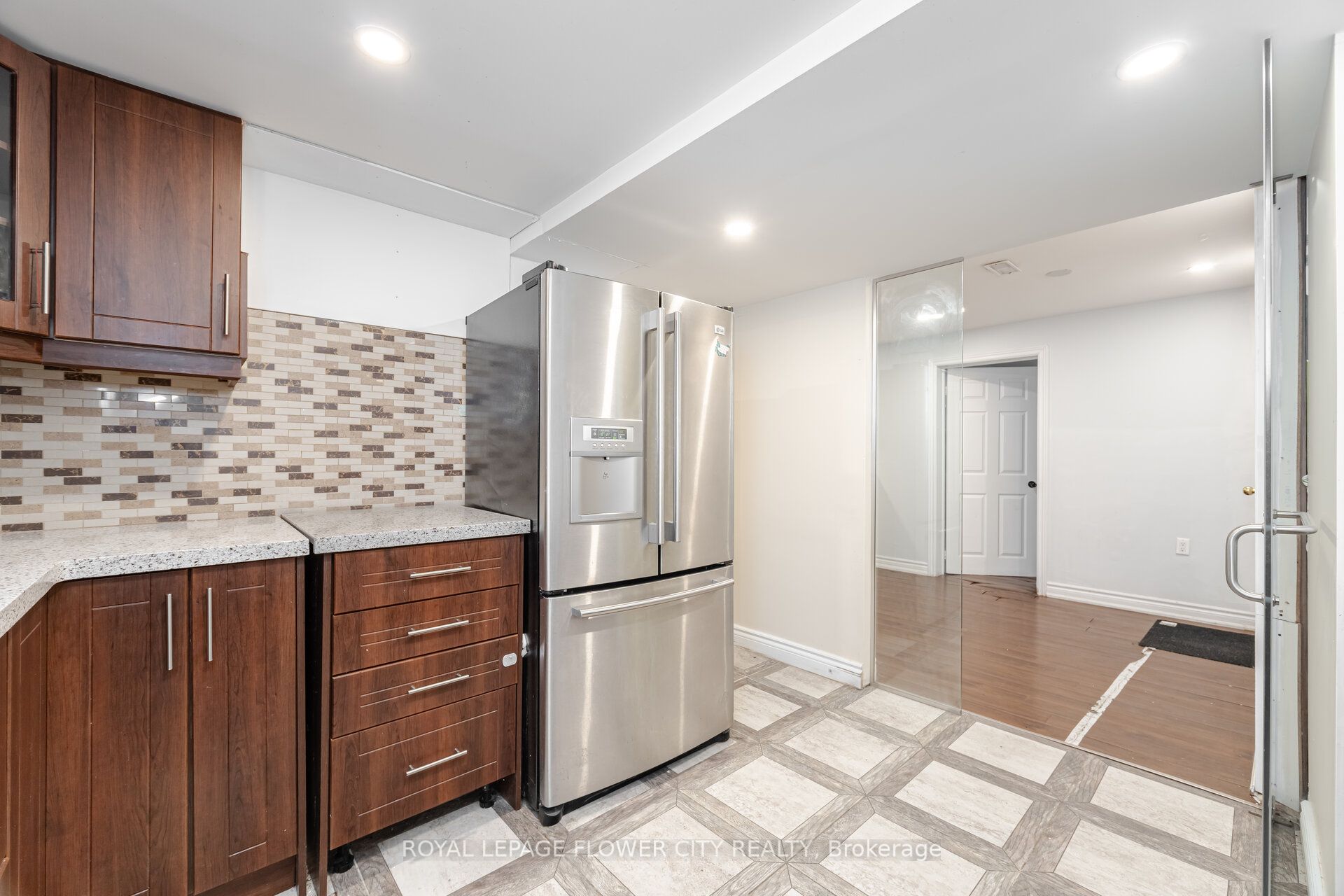 47 Burgby Avenue Property Photo 46