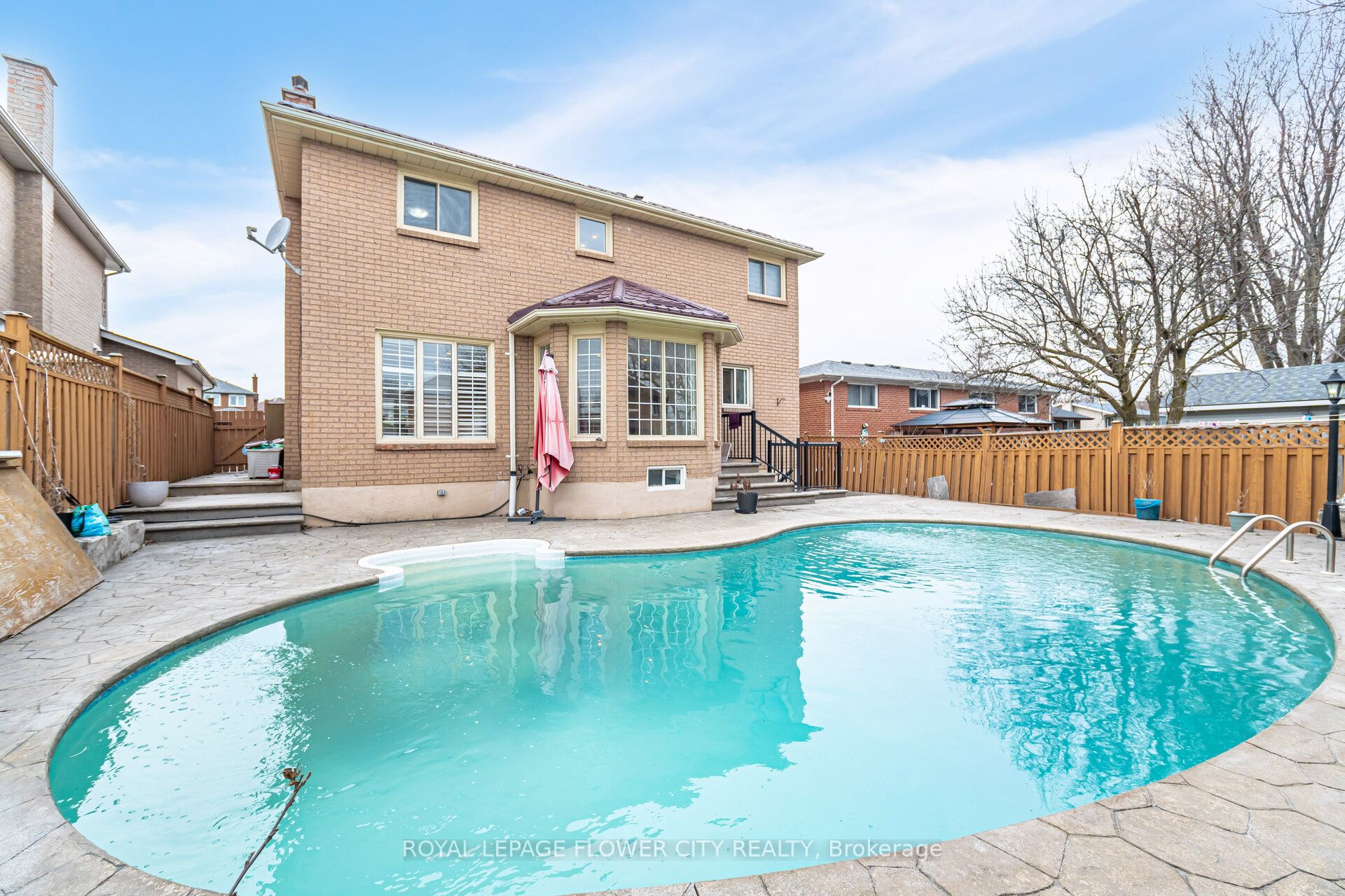 47 Burgby Avenue Property Photo 47
