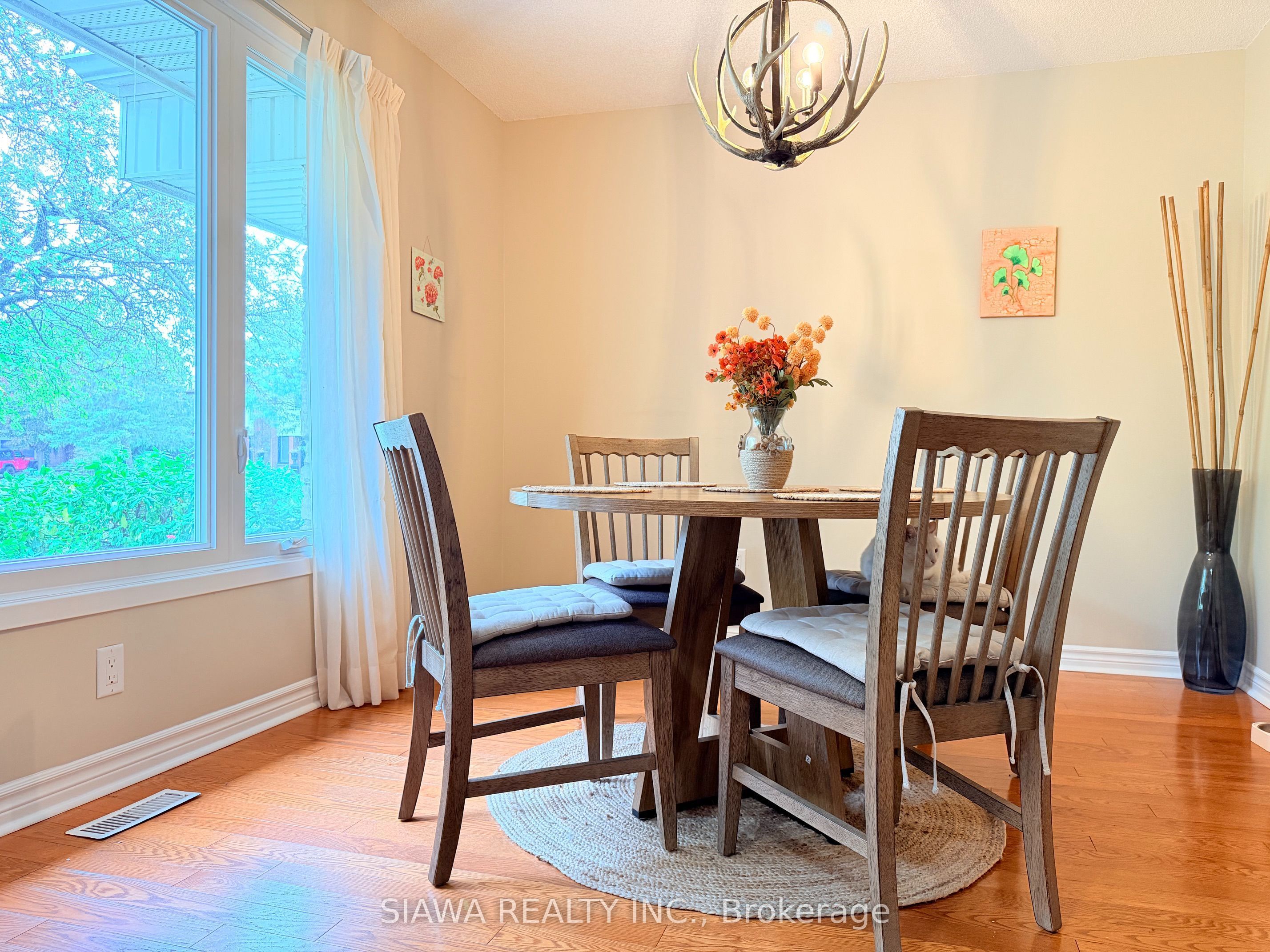 6789 Shelter Bay Road Property Photo 4