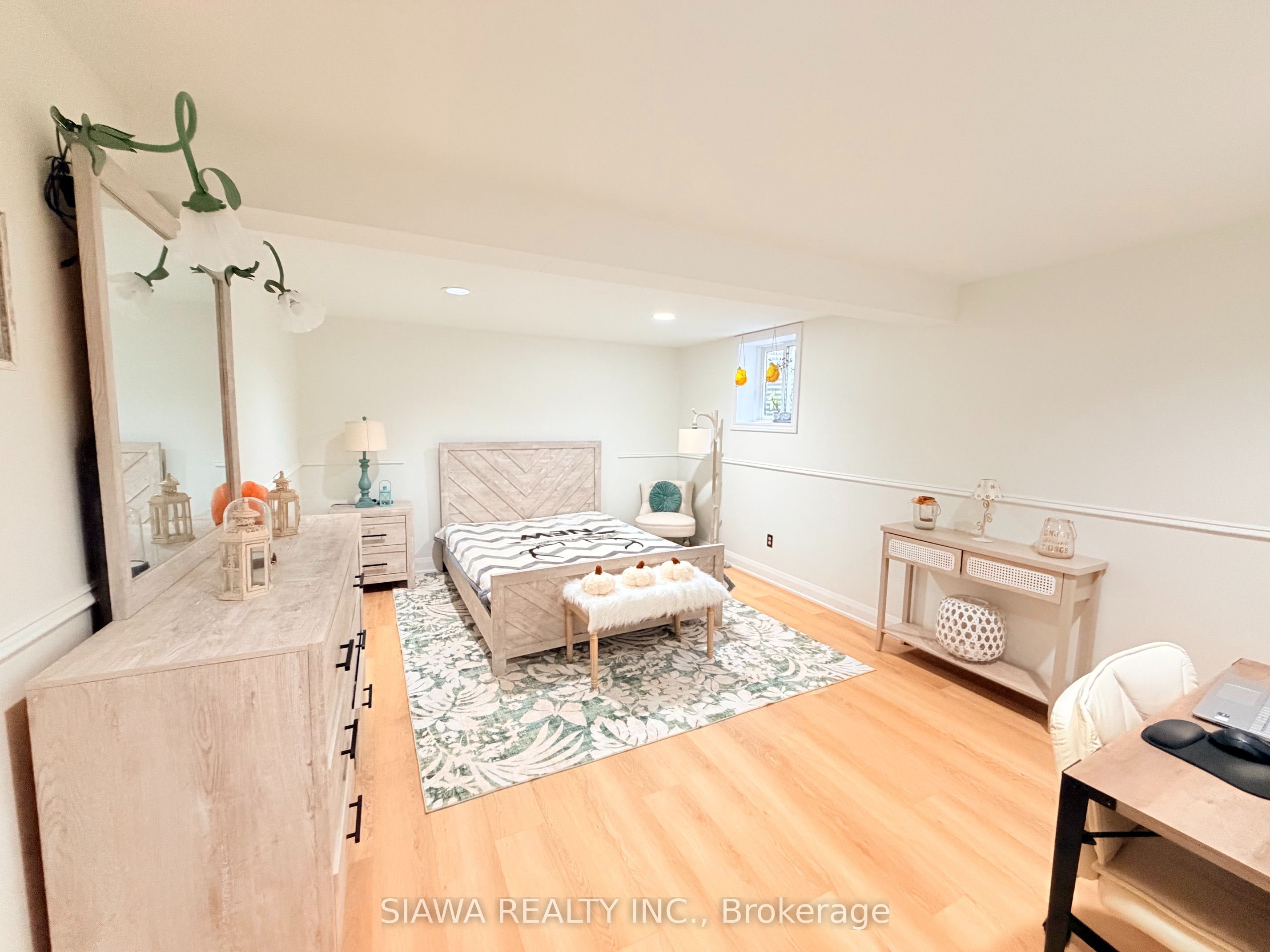 6789 Shelter Bay Road Property Photo 14
