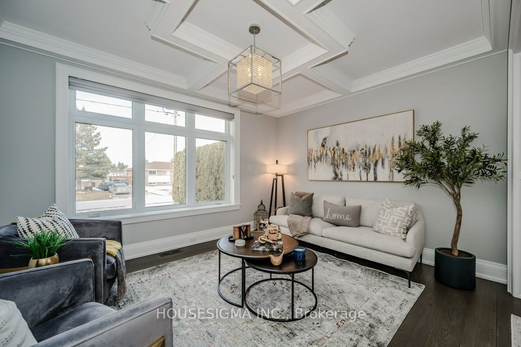 1298 Pinegrove Road Property Photo 7