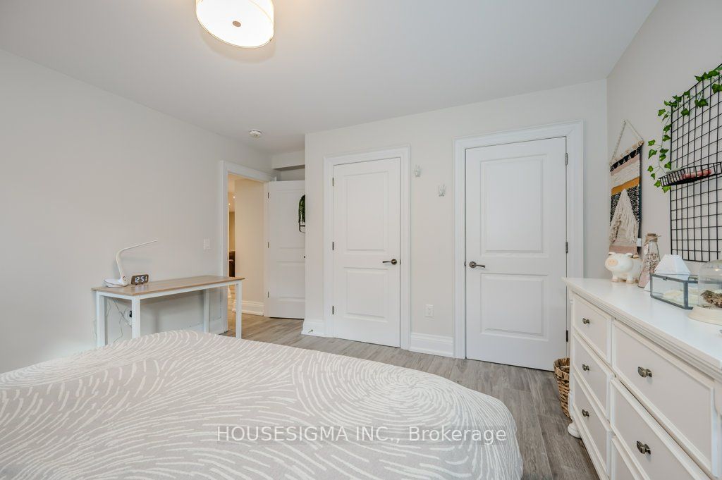 1298 Pinegrove Road Property Photo 43