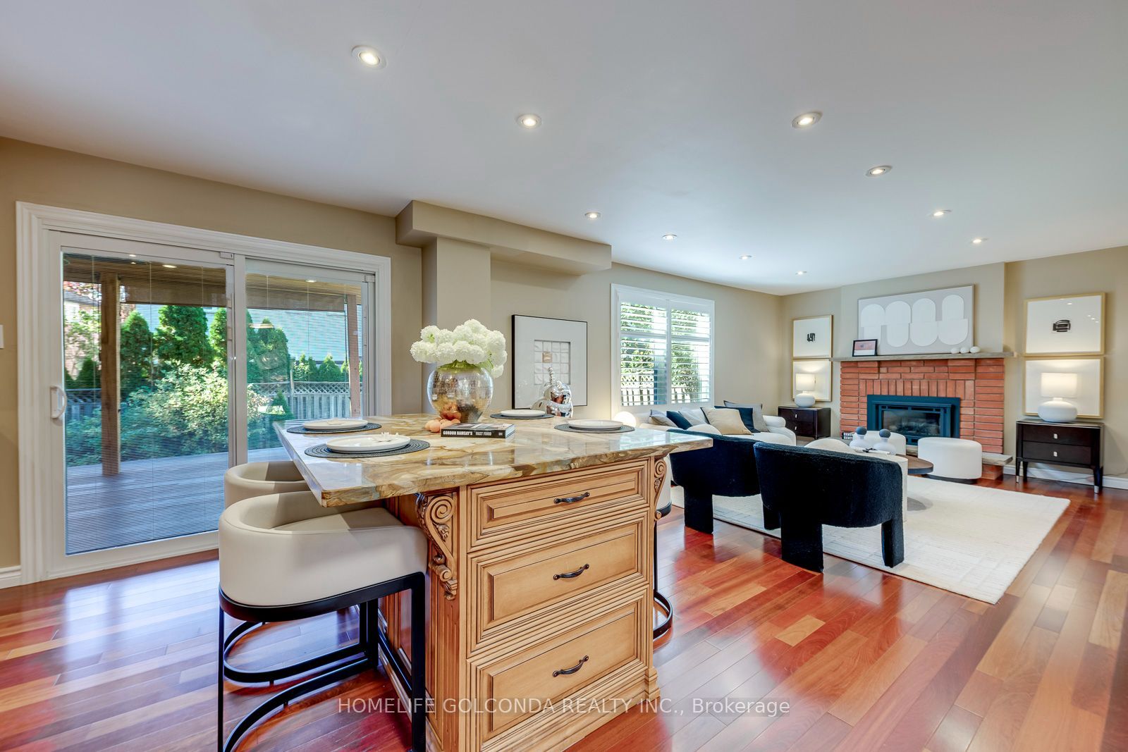 2152 Munn's Avenue Property Photo 24