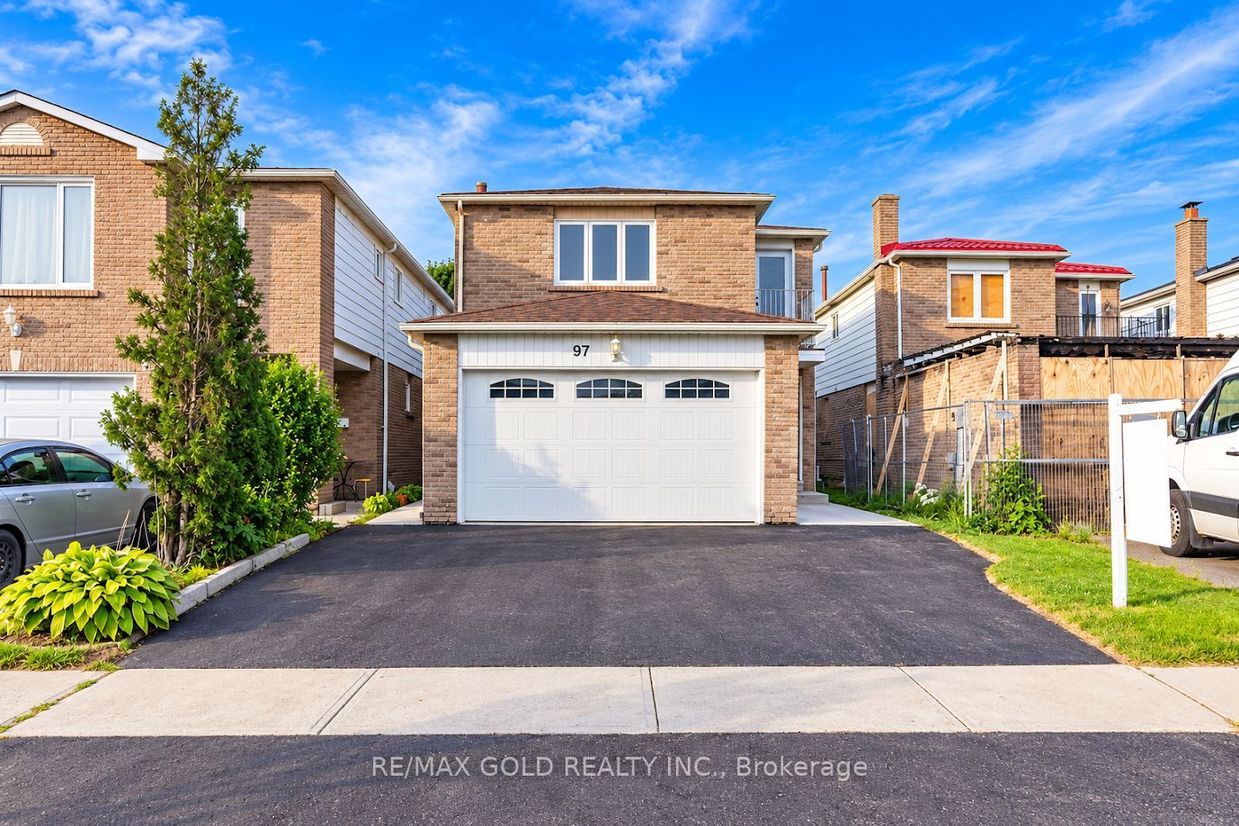 97 Banting Crescent Property Photo 6