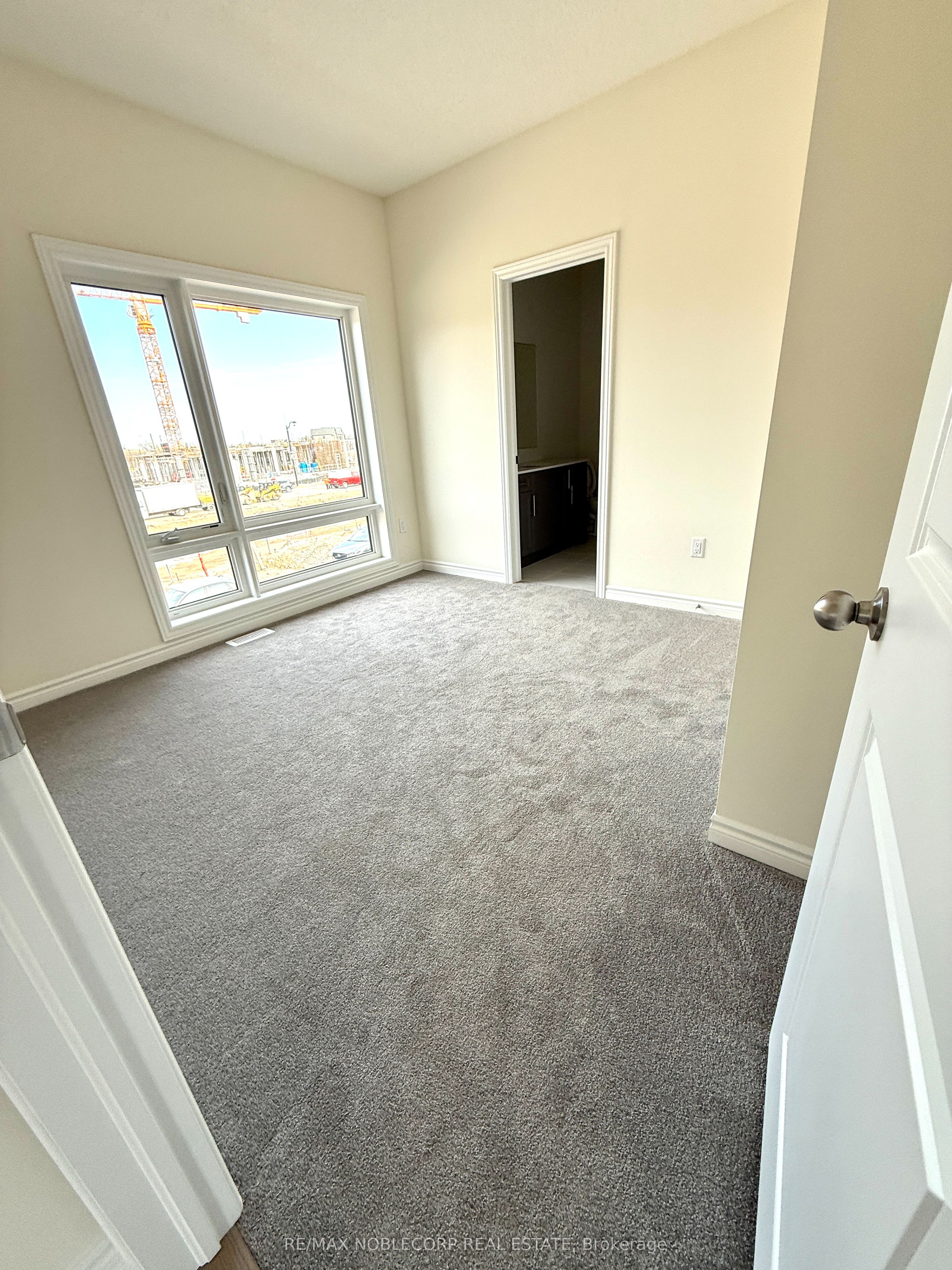 45 Arnold Circle Property Photo 14