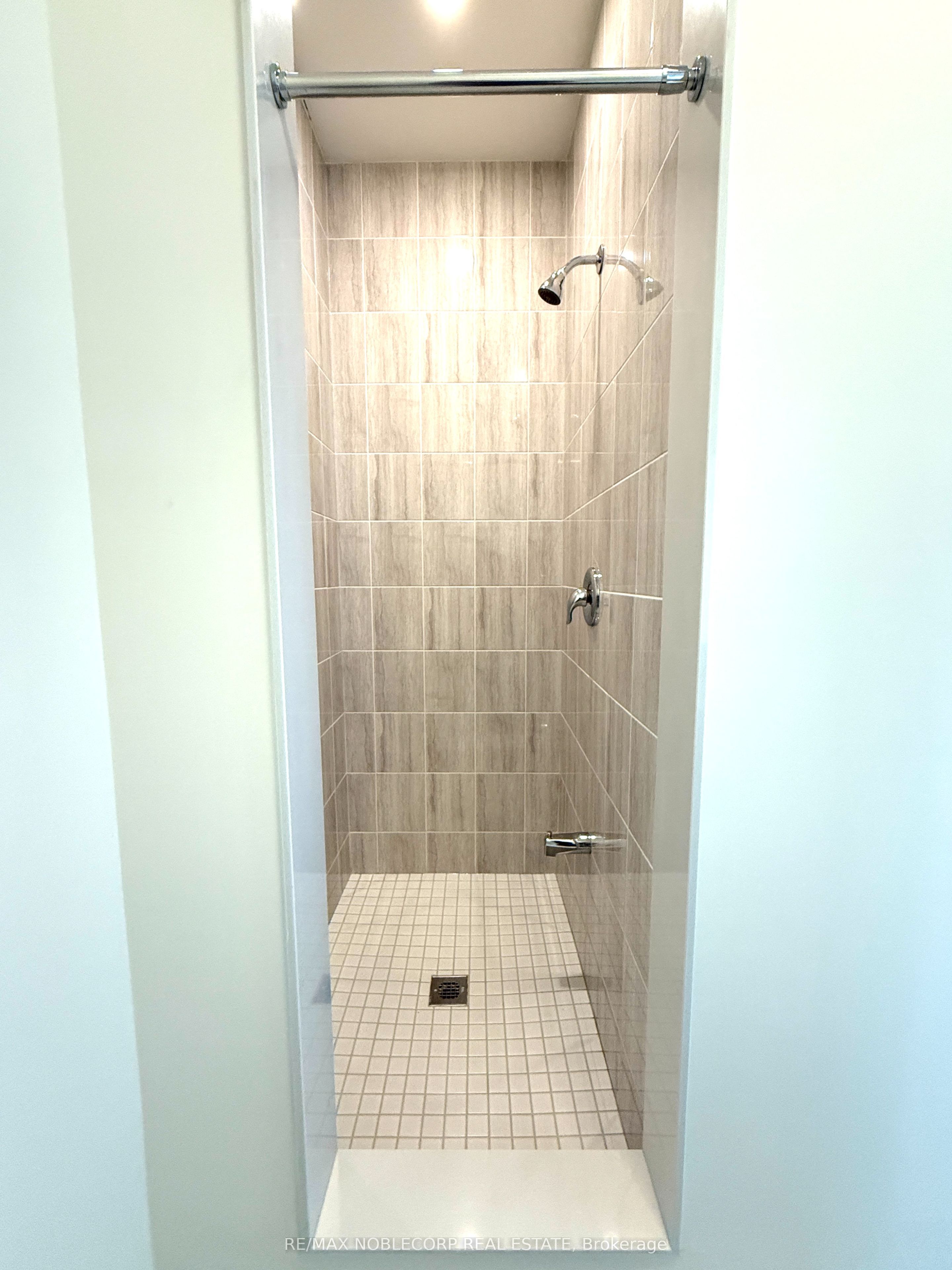 45 Arnold Circle Property Photo 16
