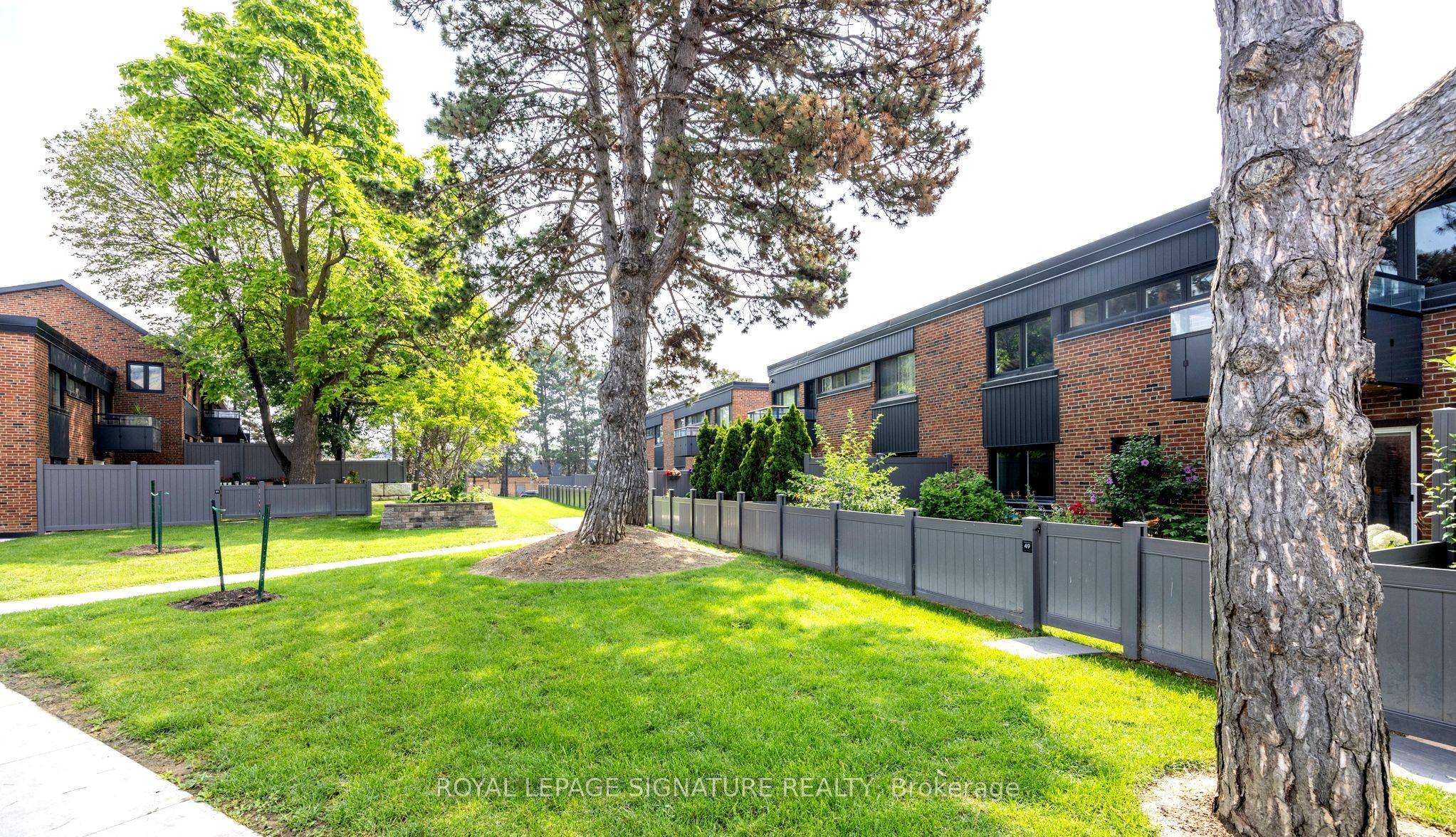 51 Broadfield Drive 44 Property Photo 2