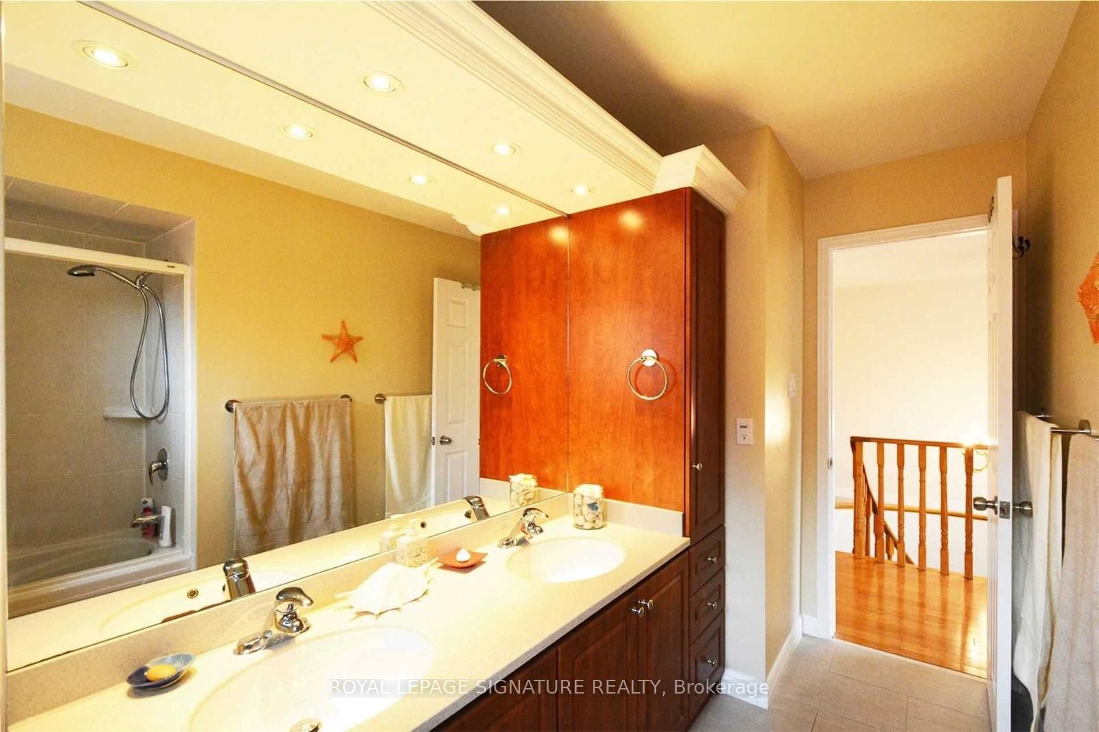 1380 Windrush Drive Property Photo 17