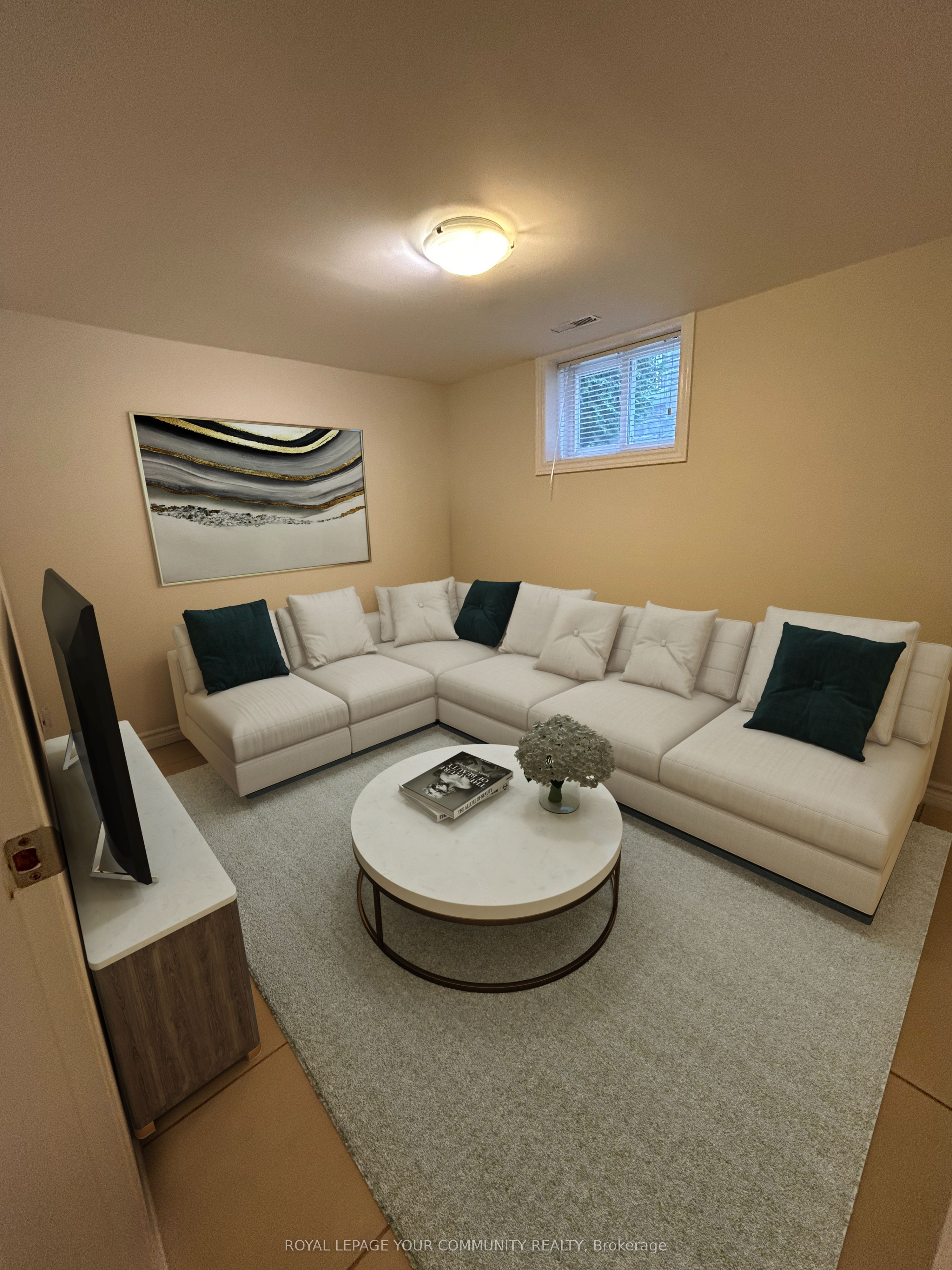 49 Lockerbie Avenue Basement Property Photo 1