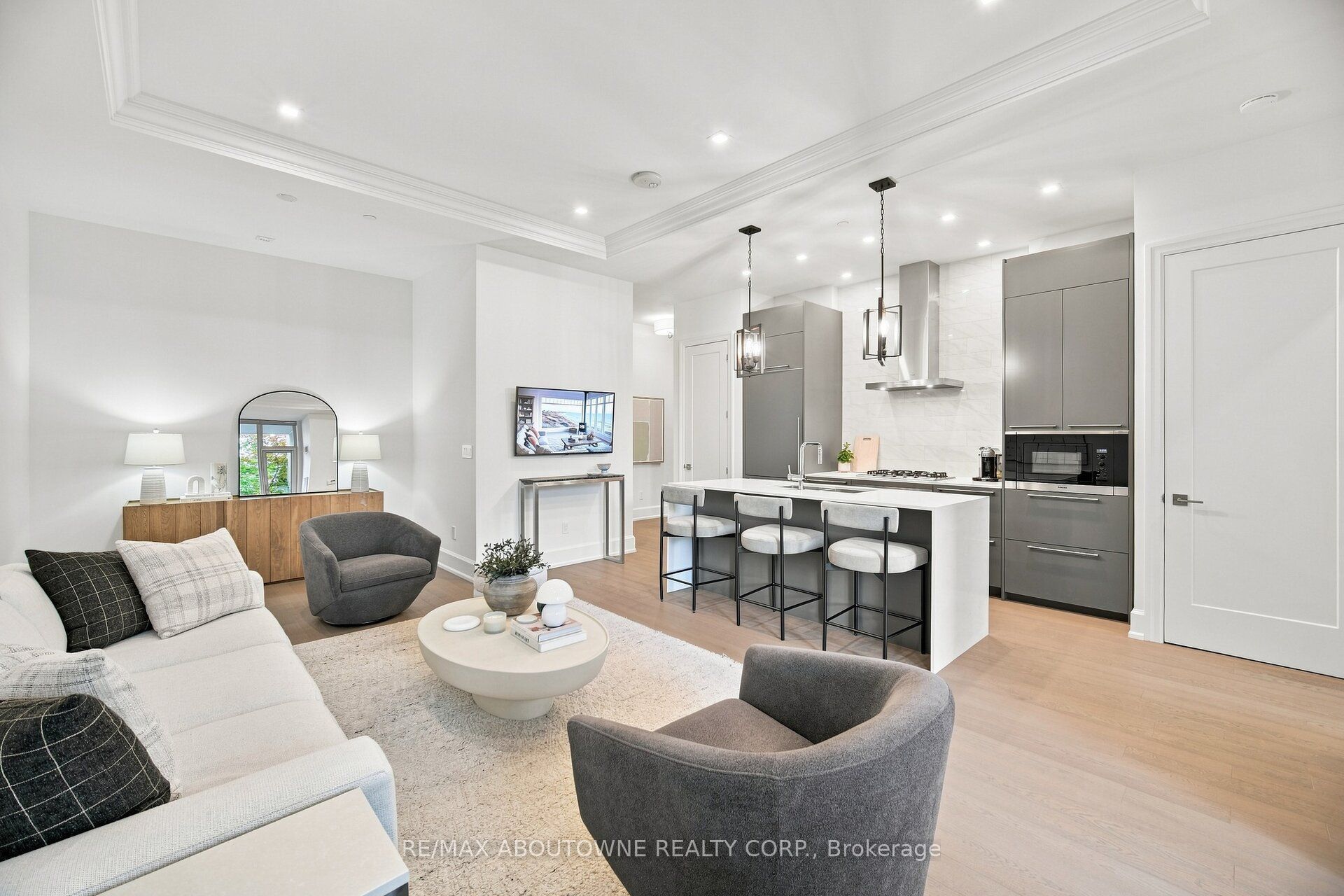 1441 Elgin Street 106 Property Photo 1