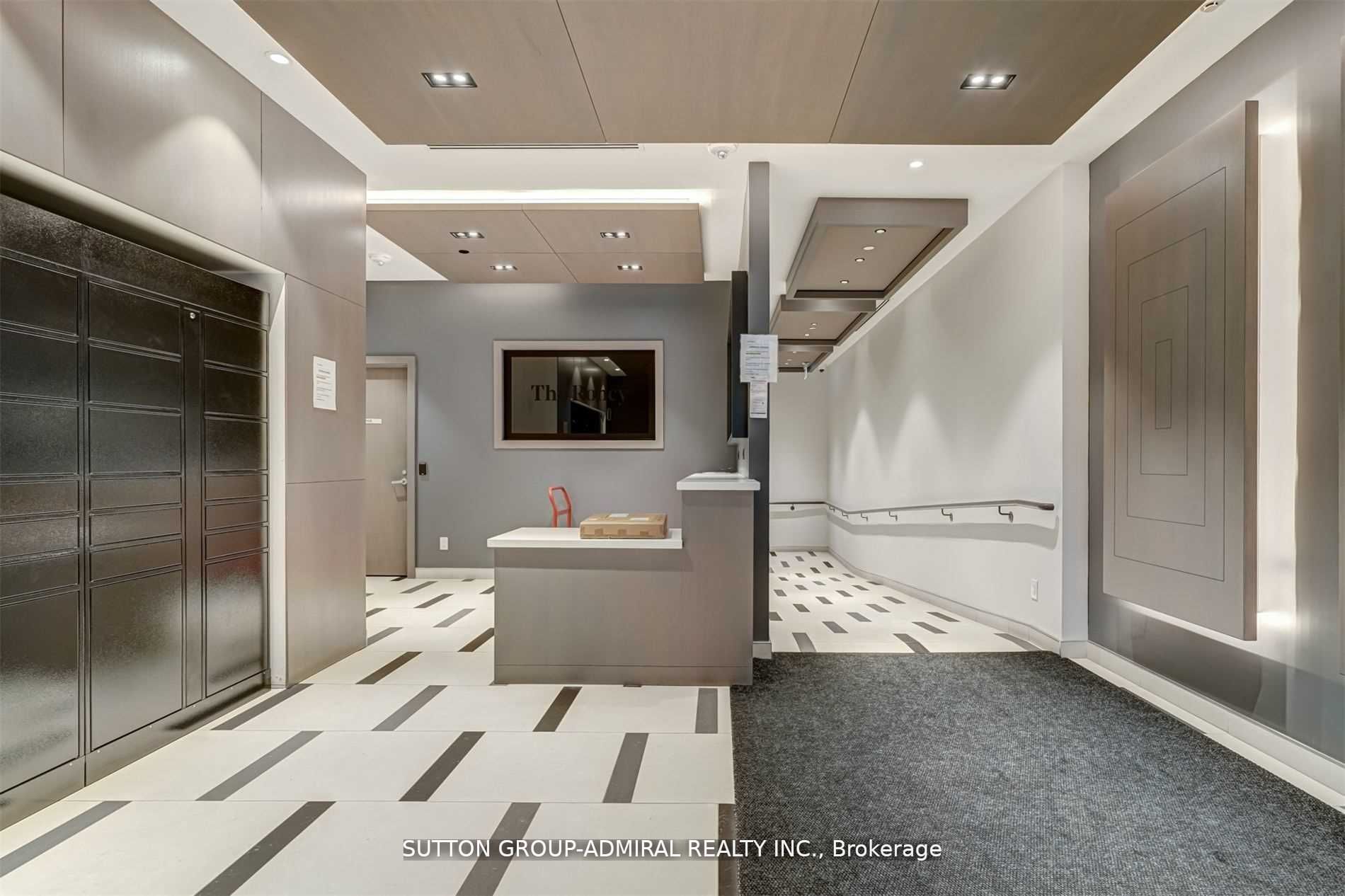 430 Roncesvalles Avenue 207 Property Photo 2