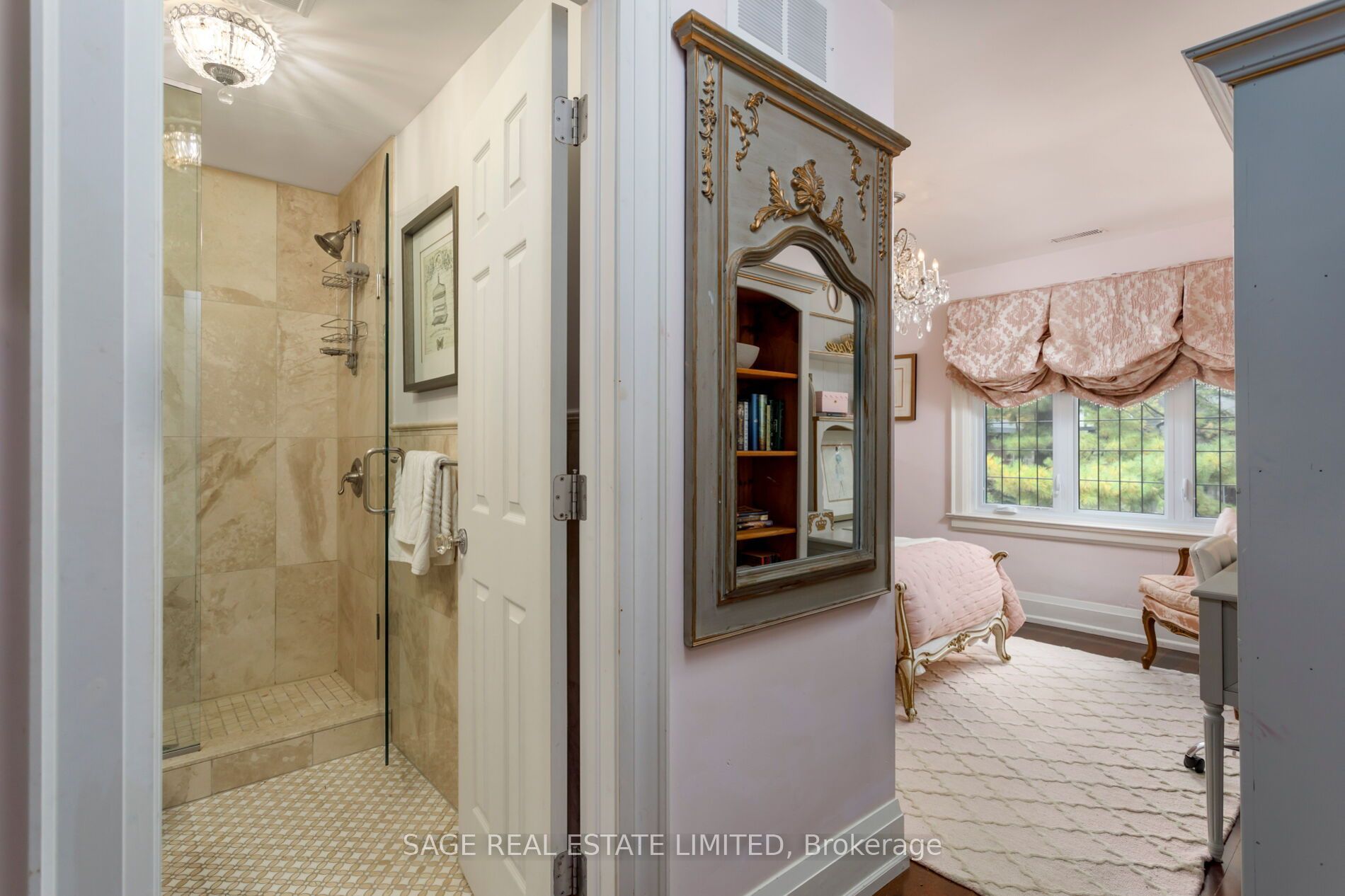 124 Brentwood Road N Property Photo 24
