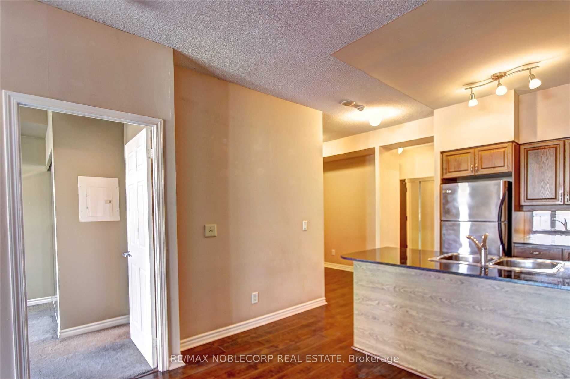 388 Prince Of Wales Drive 308 Property Photo 8