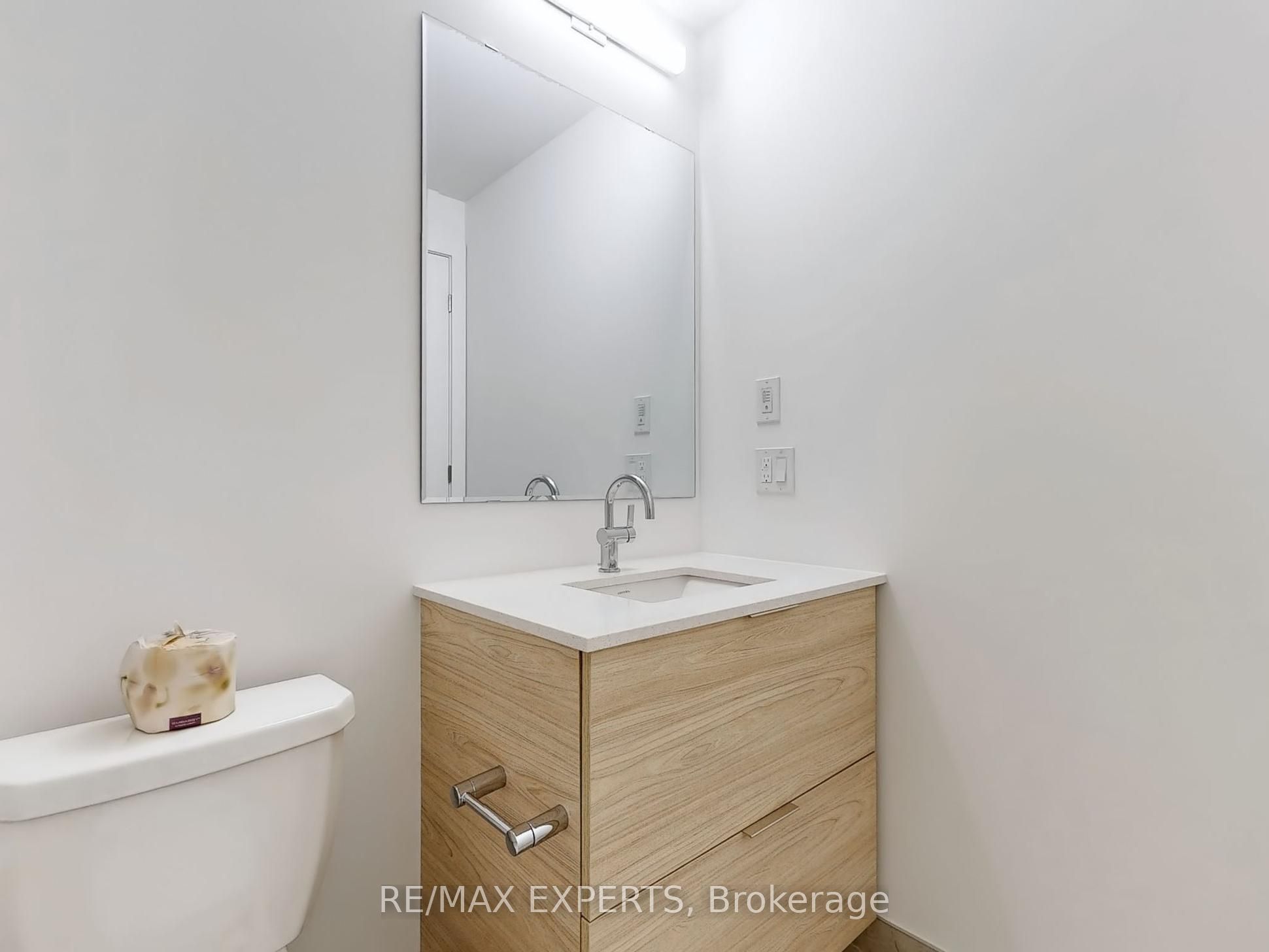 2501 Saw Whet Boulevard E 319 Property Photo 14