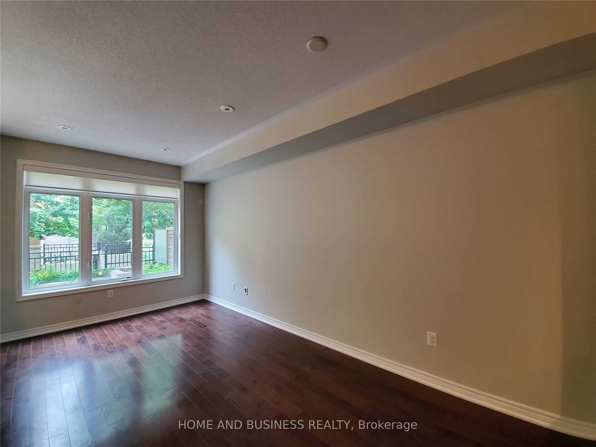 383 Prince Of Wales Drive 107 Property Photo 6