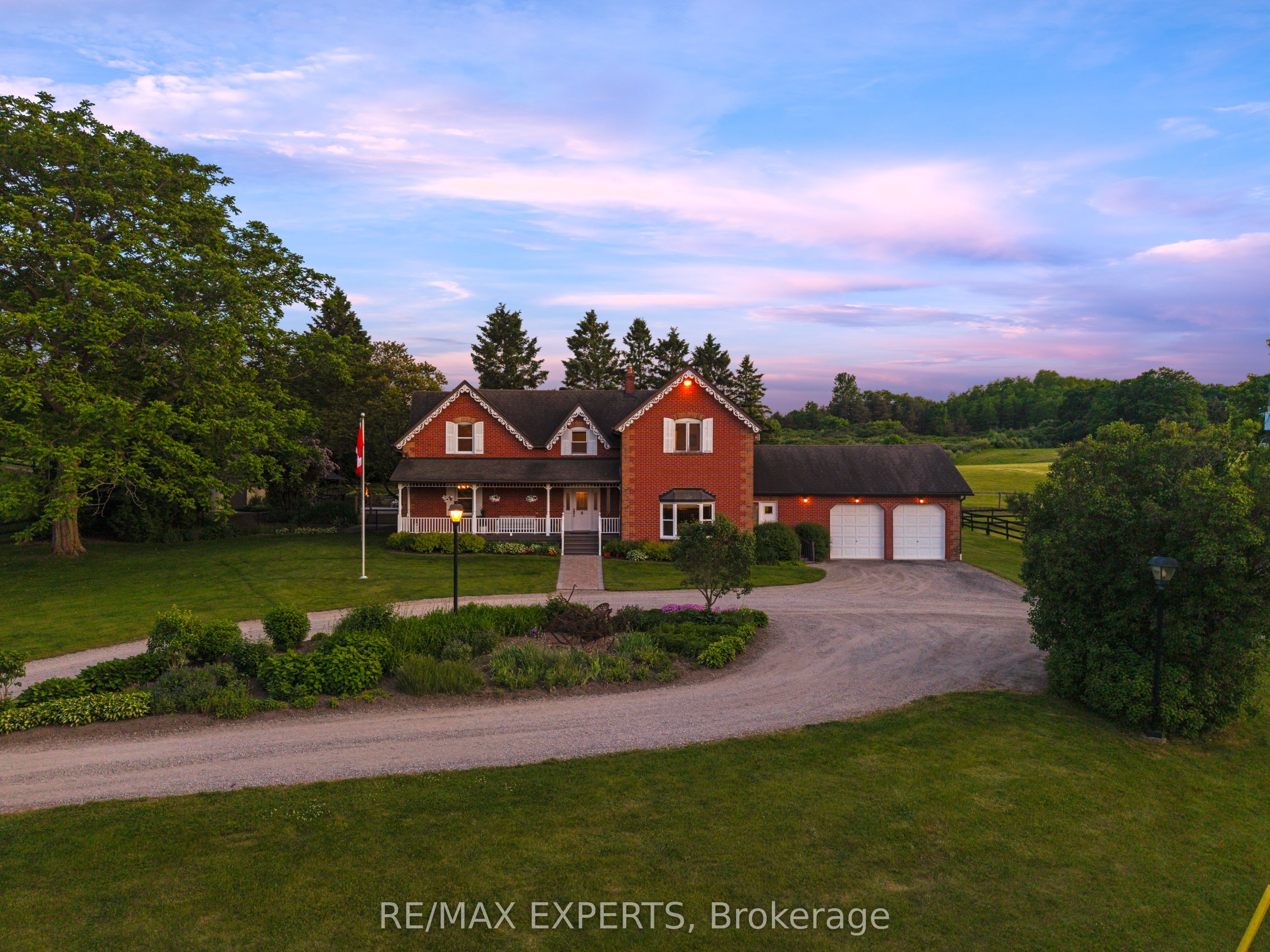 16718 N Caledon King Townline N Property Photo 1