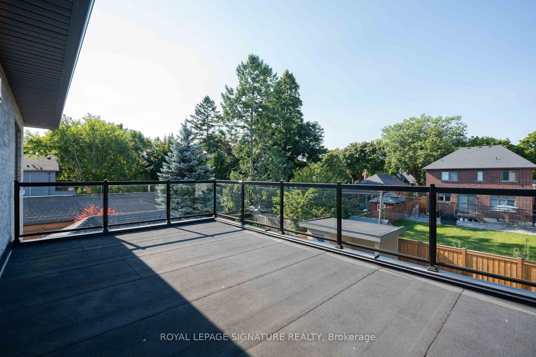 34 Edgecroft Road Property Photo 25