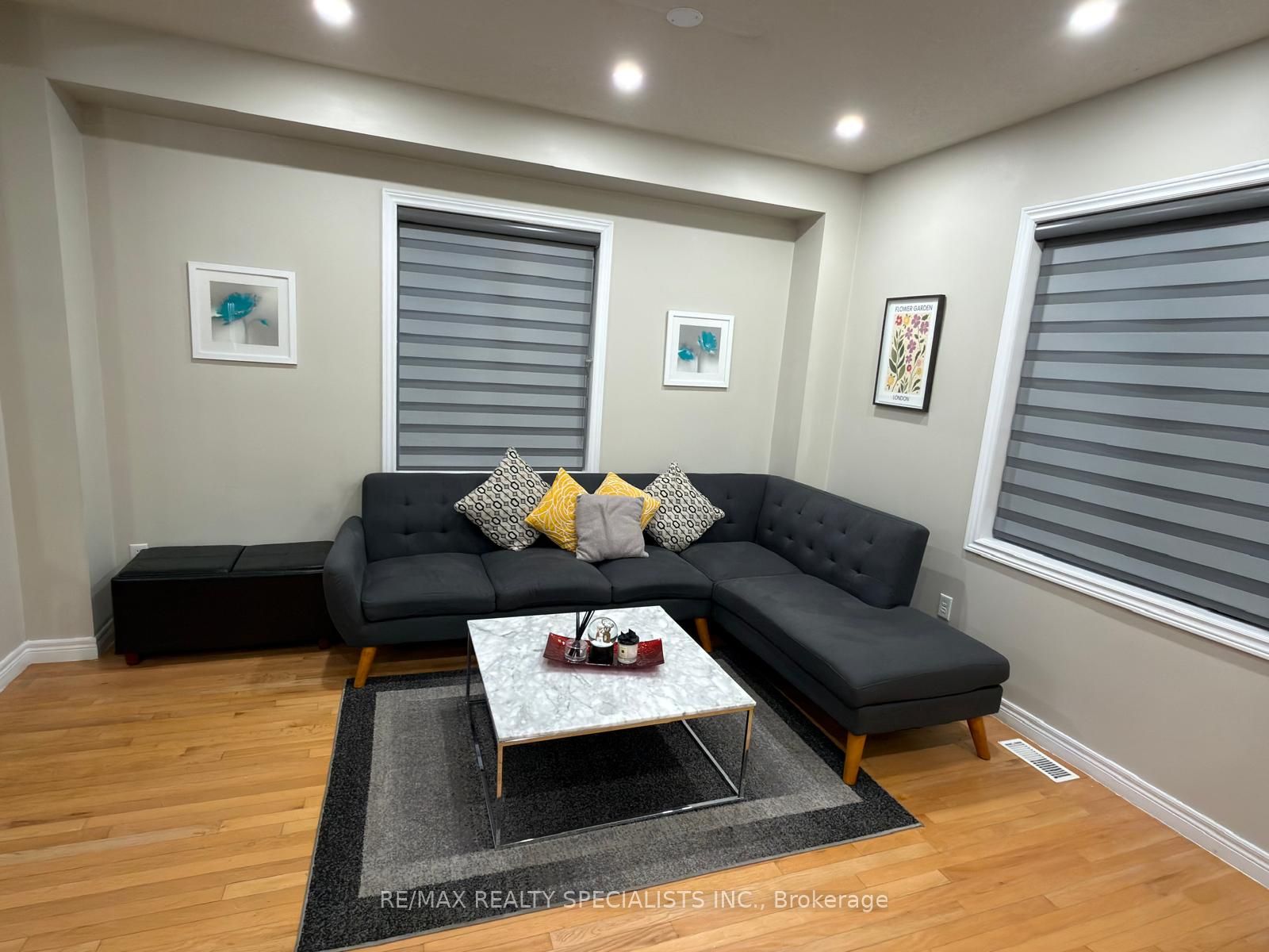 14 Viceroy Crescent Property Photo 4