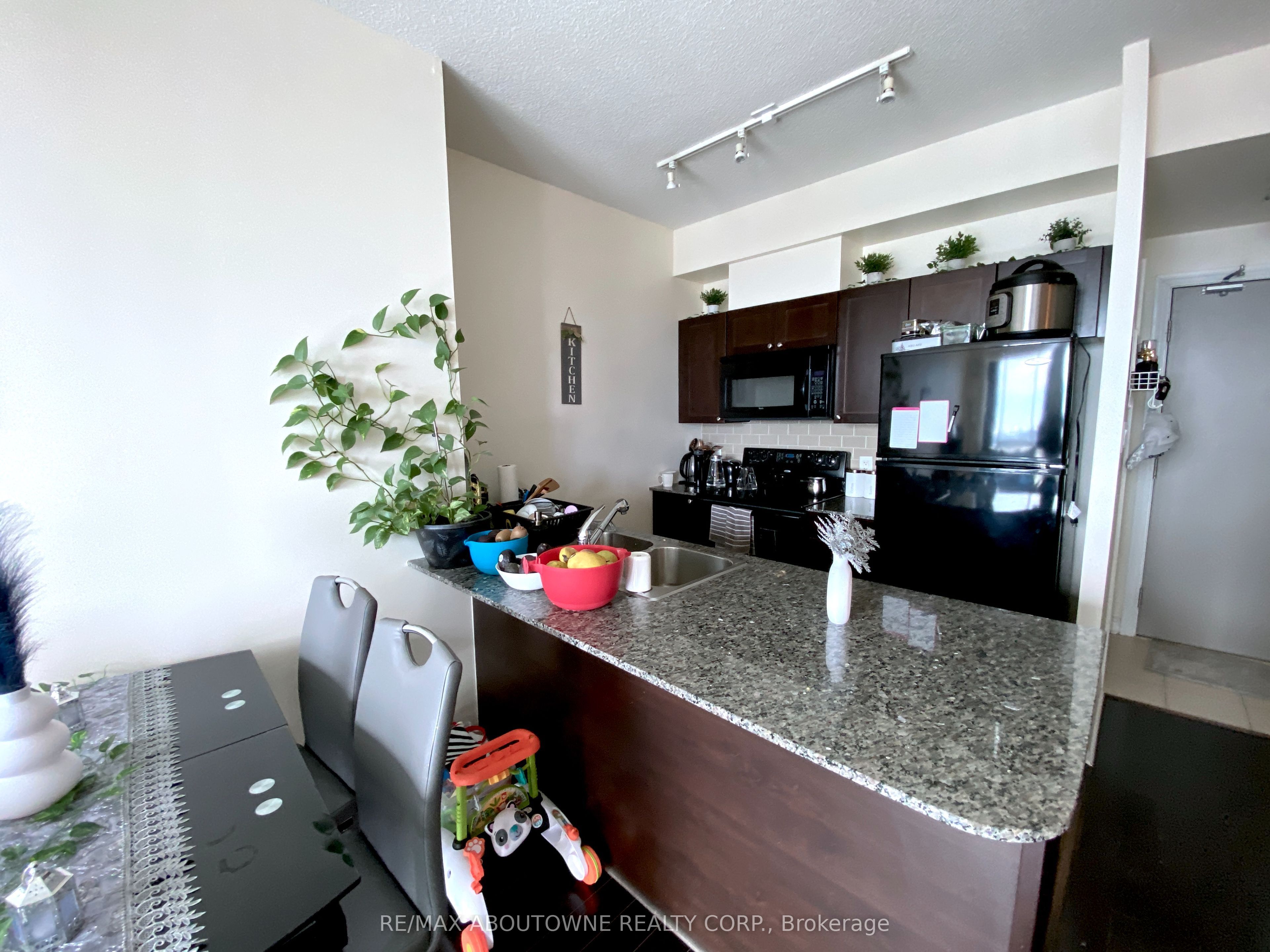 3525 Kariya Drive 1712 Property Photo 9