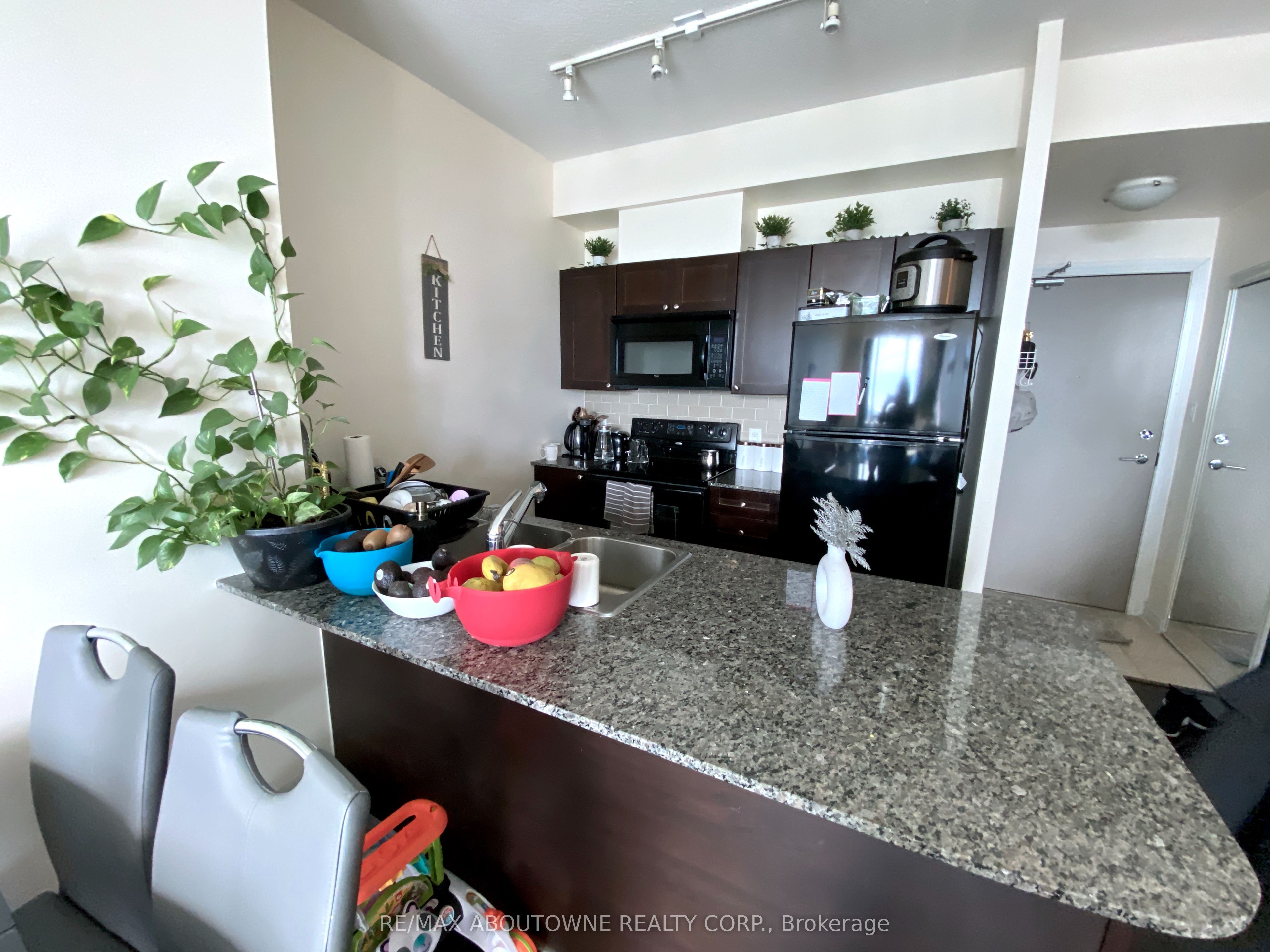 3525 Kariya Drive 1712 Property Photo 11