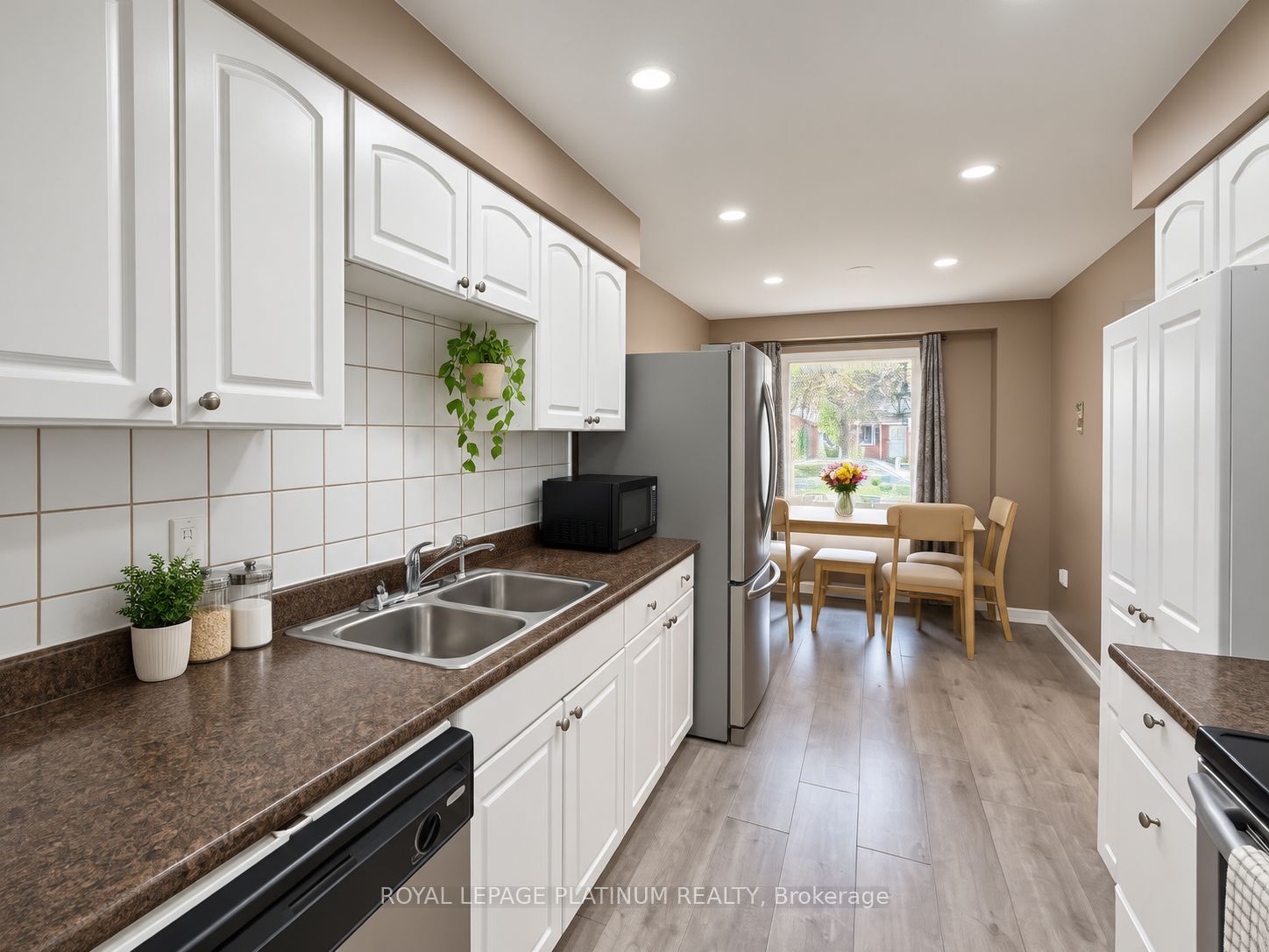 16 Joshua Court Property Photo 14