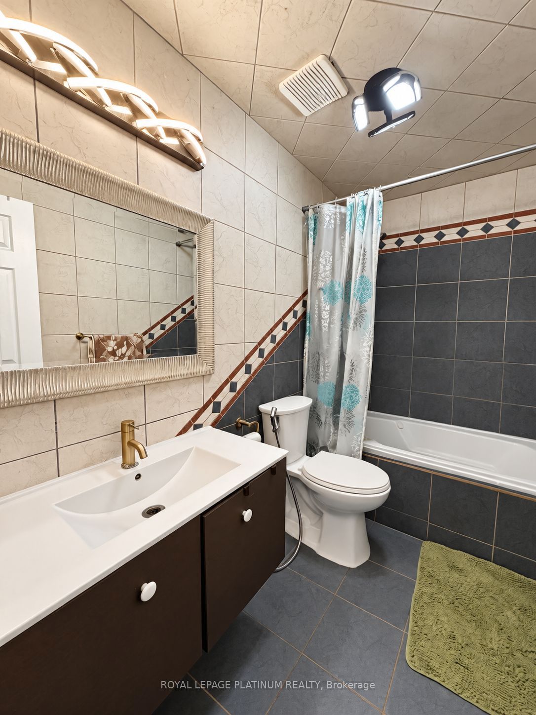 16 Joshua Court Property Photo 28