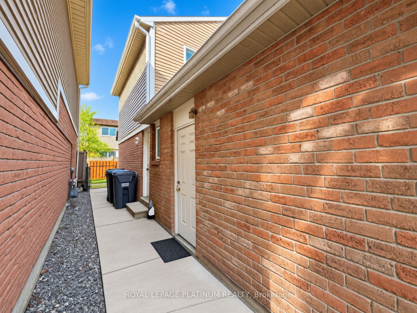 16 Joshua Court Property Photo 33