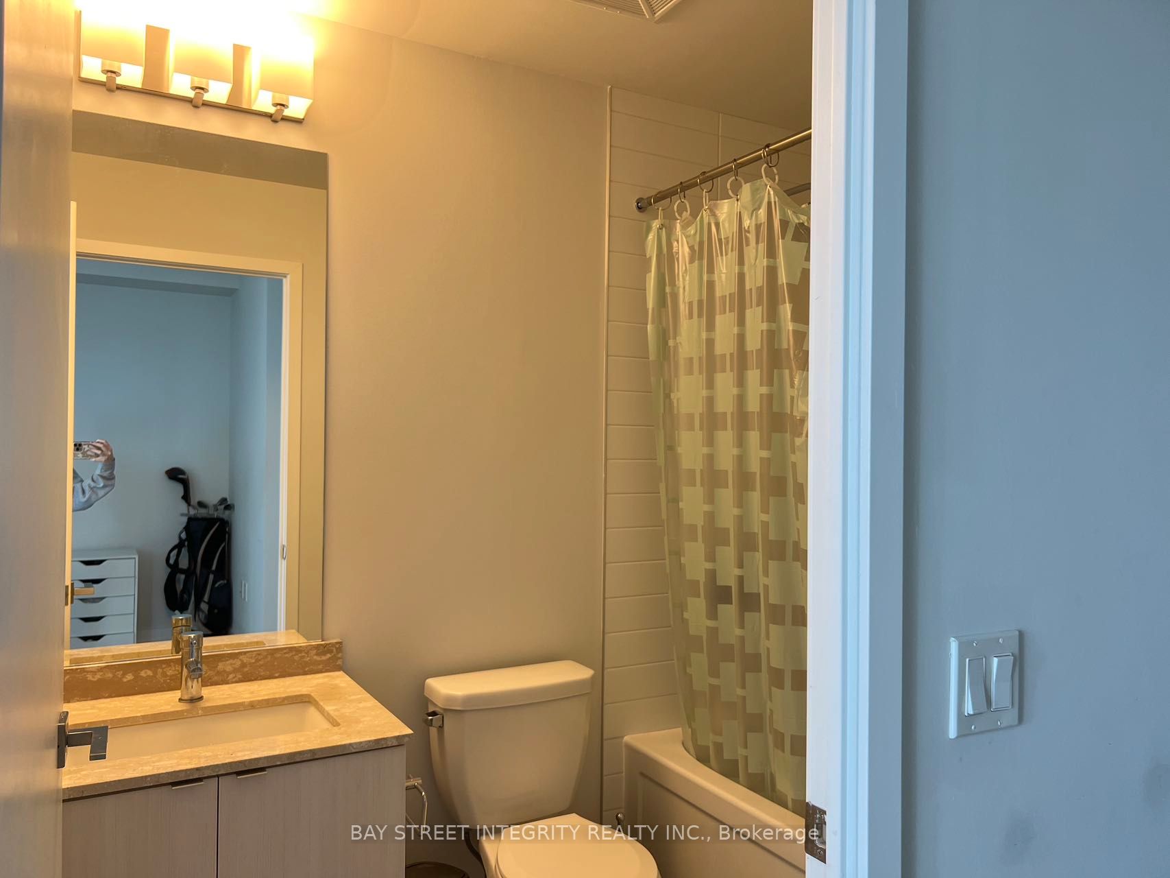 4055 Parkside Village Drive 1920 Property Photo 16
