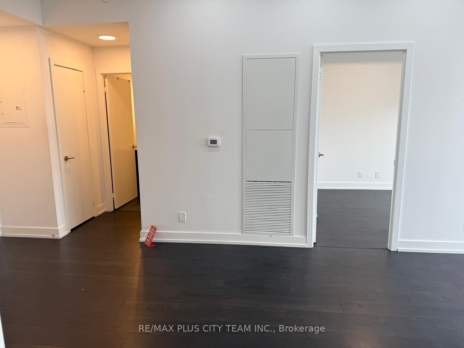 225 Veterans Drive 1206 Property Photo 24