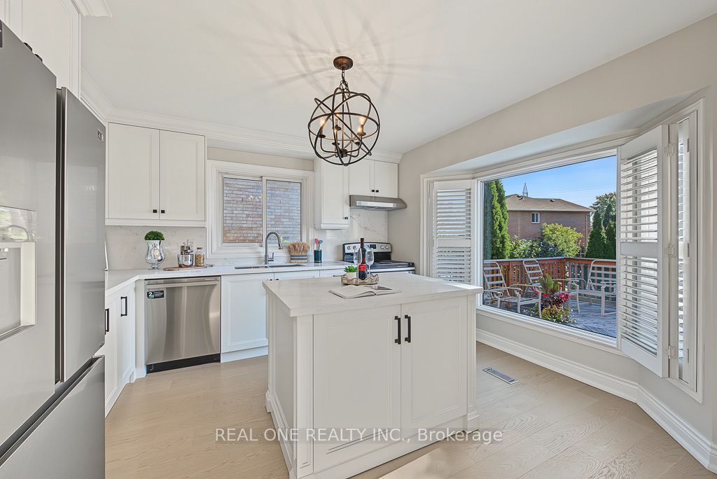 476 Bud Gregory Boulevard Property Photo 12
