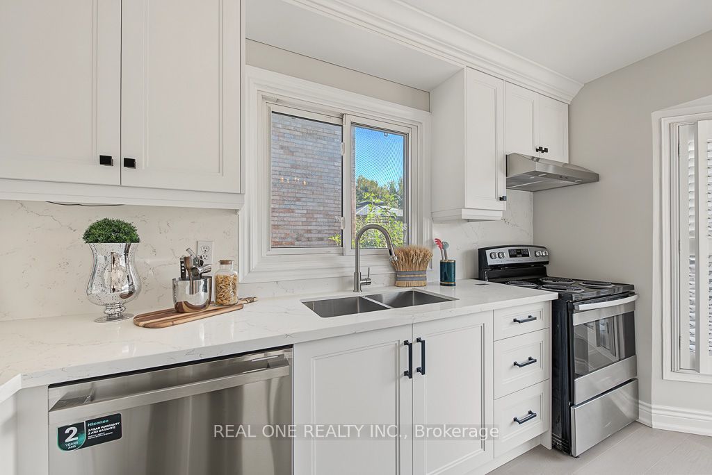 476 Bud Gregory Boulevard Property Photo 14