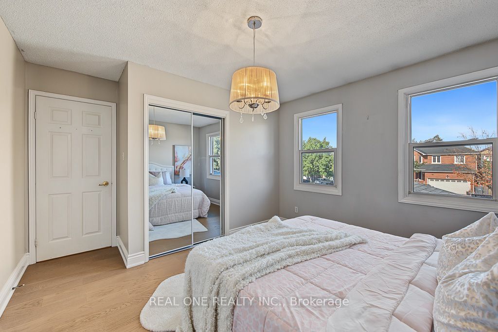 476 Bud Gregory Boulevard Property Photo 26