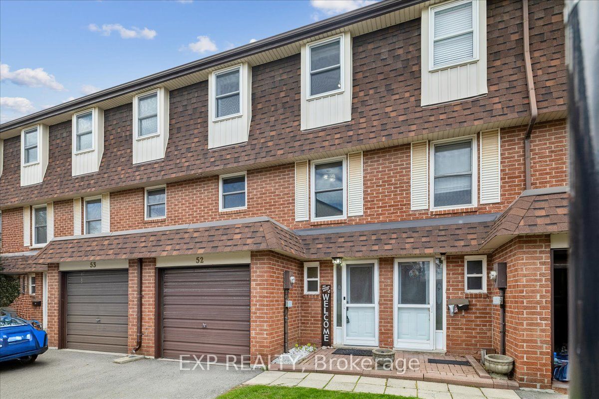 371 Bronte Street S 52 Property Photo 1