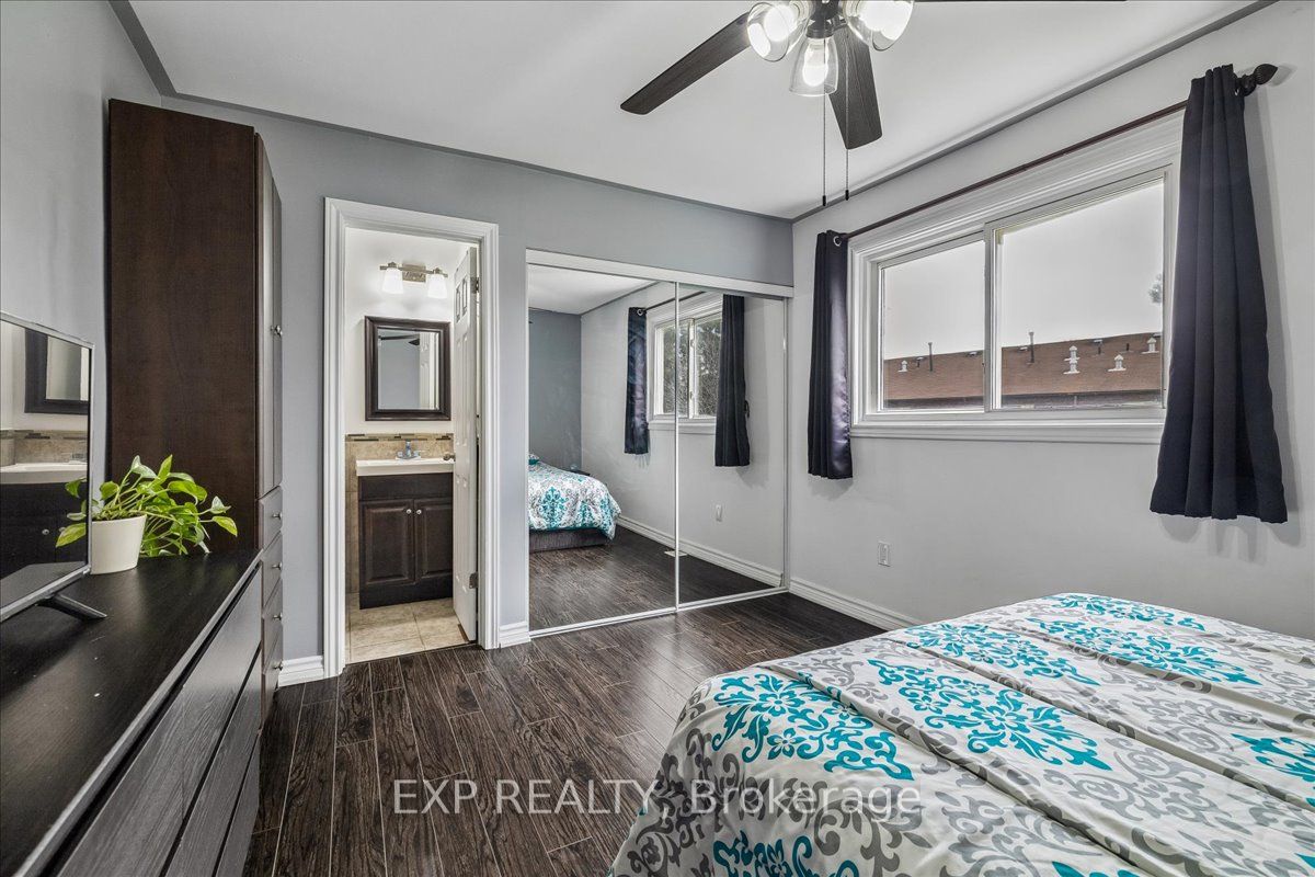371 Bronte Street S 52 Property Photo 16