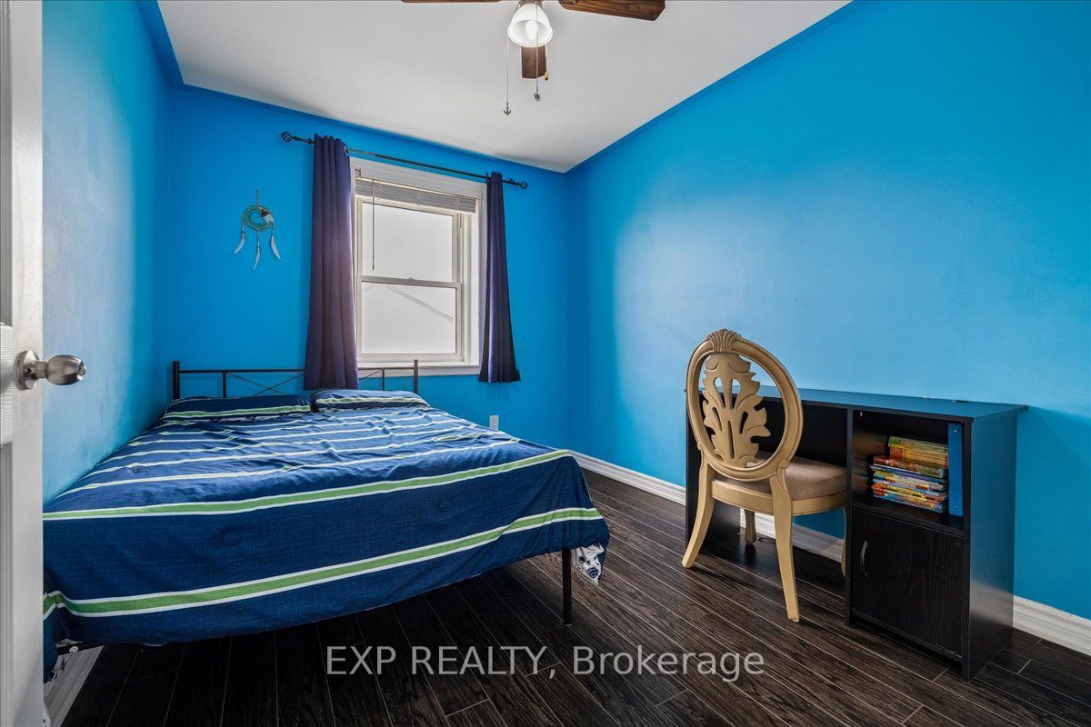 371 Bronte Street S 52 Property Photo 21