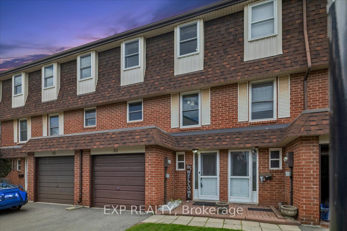371 Bronte Street S 52 Property Photo 35