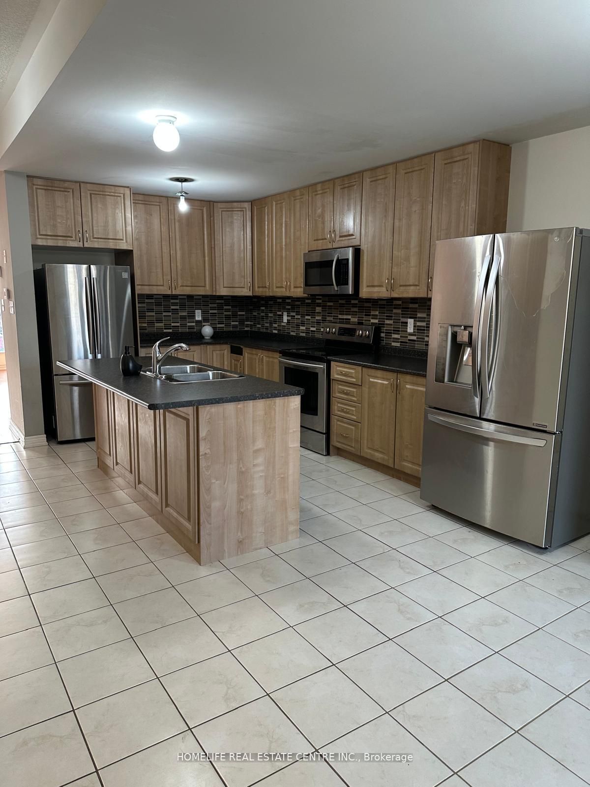 139 Inspire Boulevard Property Photo 5