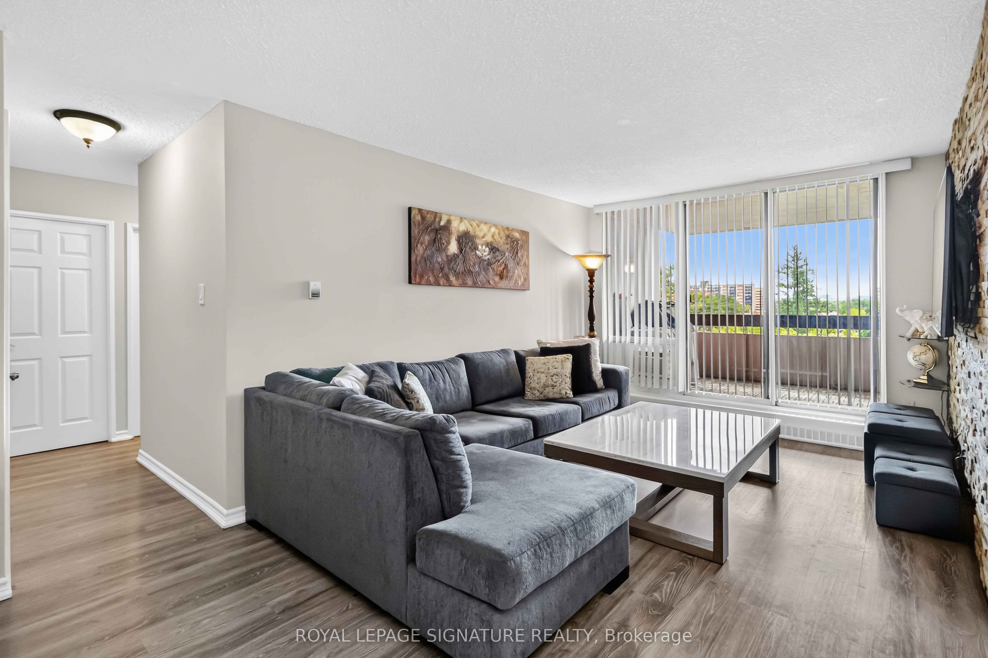 1615 Bloor Street 512 Property Photo 5