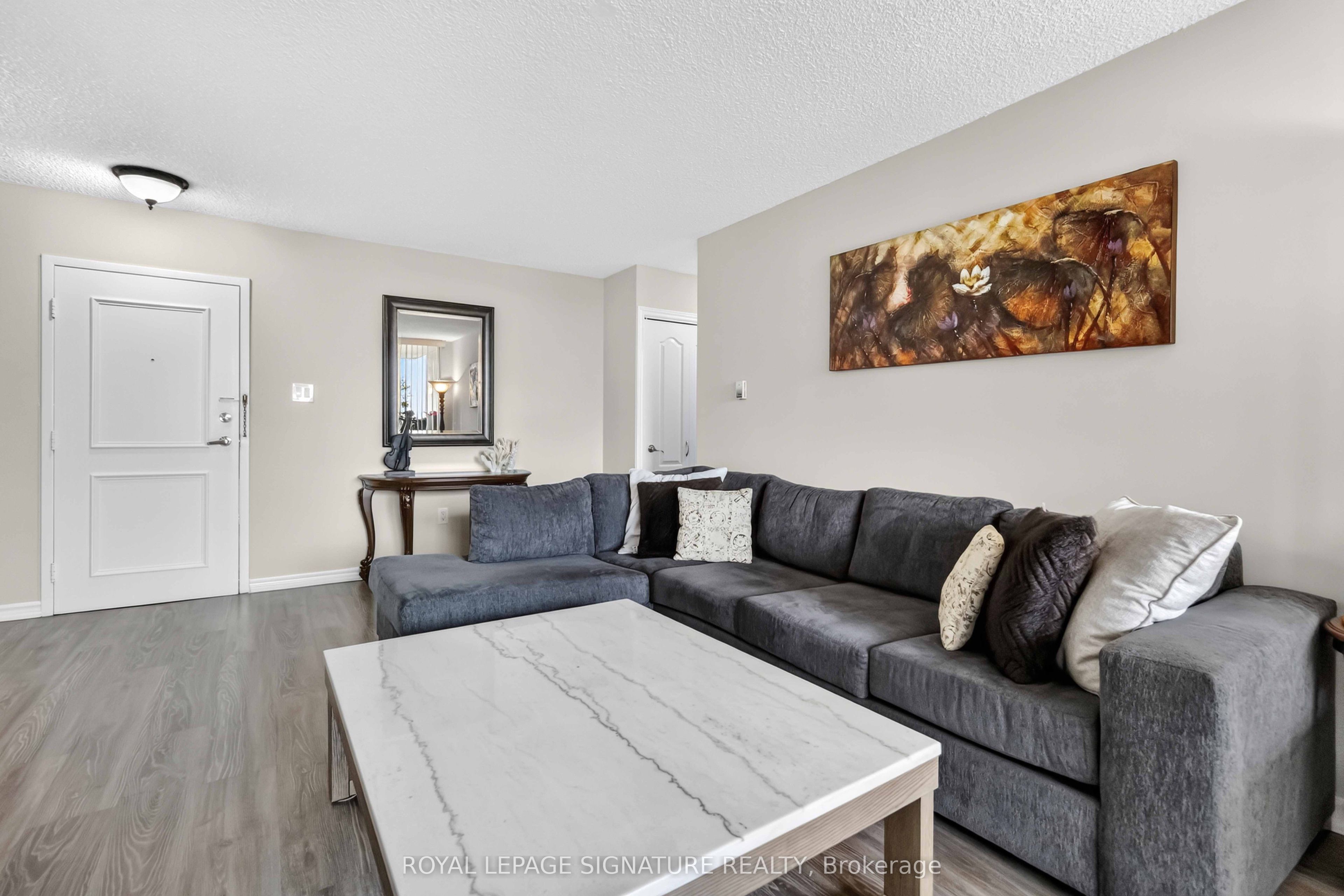 1615 Bloor Street 512 Property Photo 7