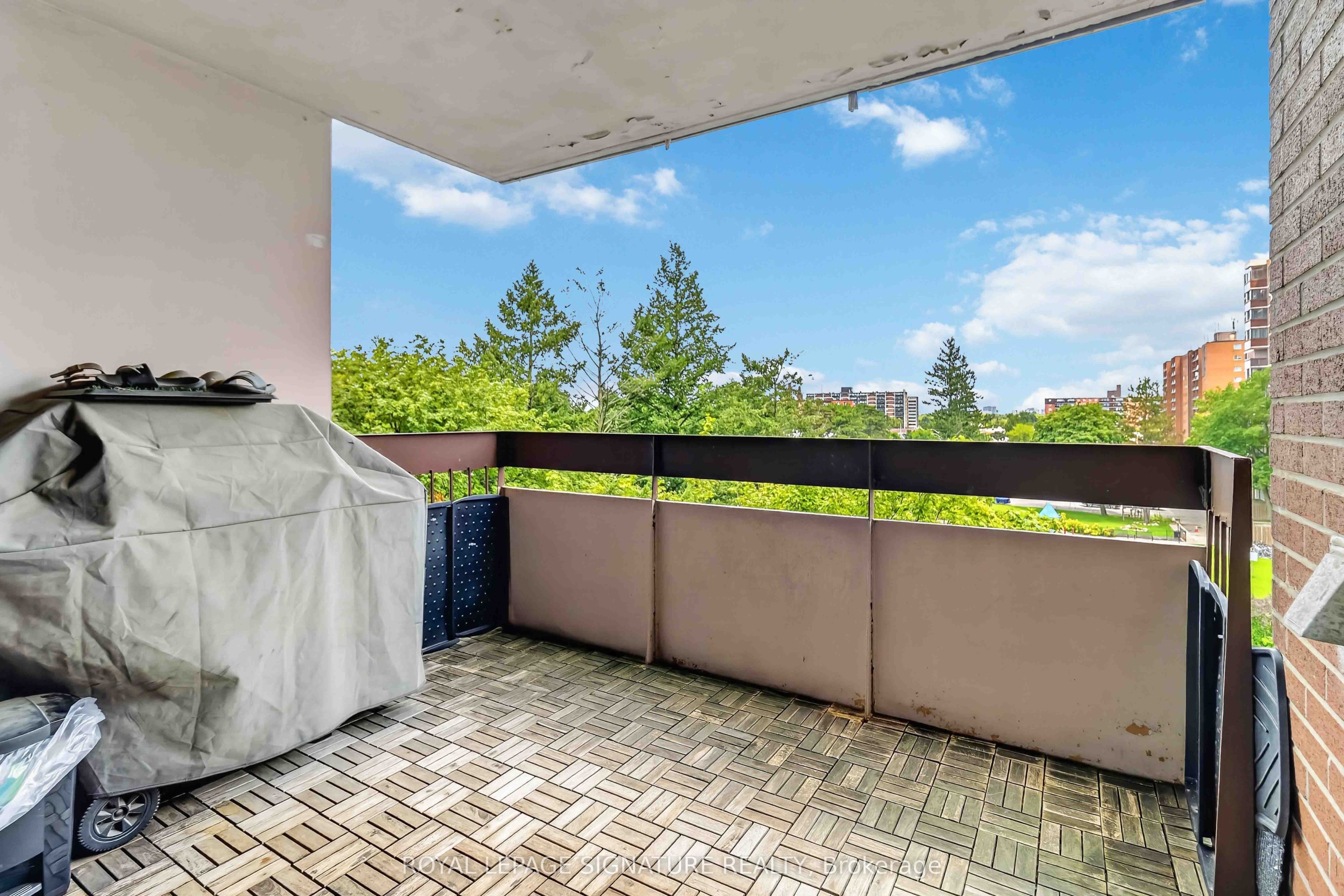 1615 Bloor Street 512 Property Photo 22