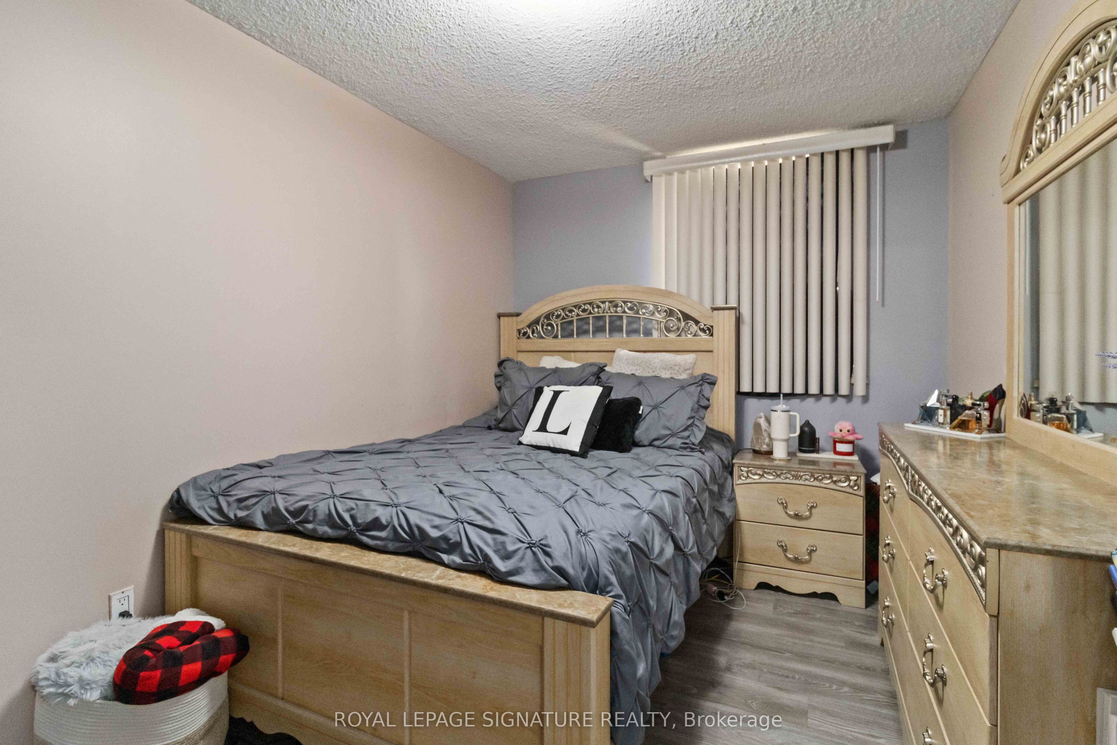 1615 Bloor Street 512 Property Photo 25