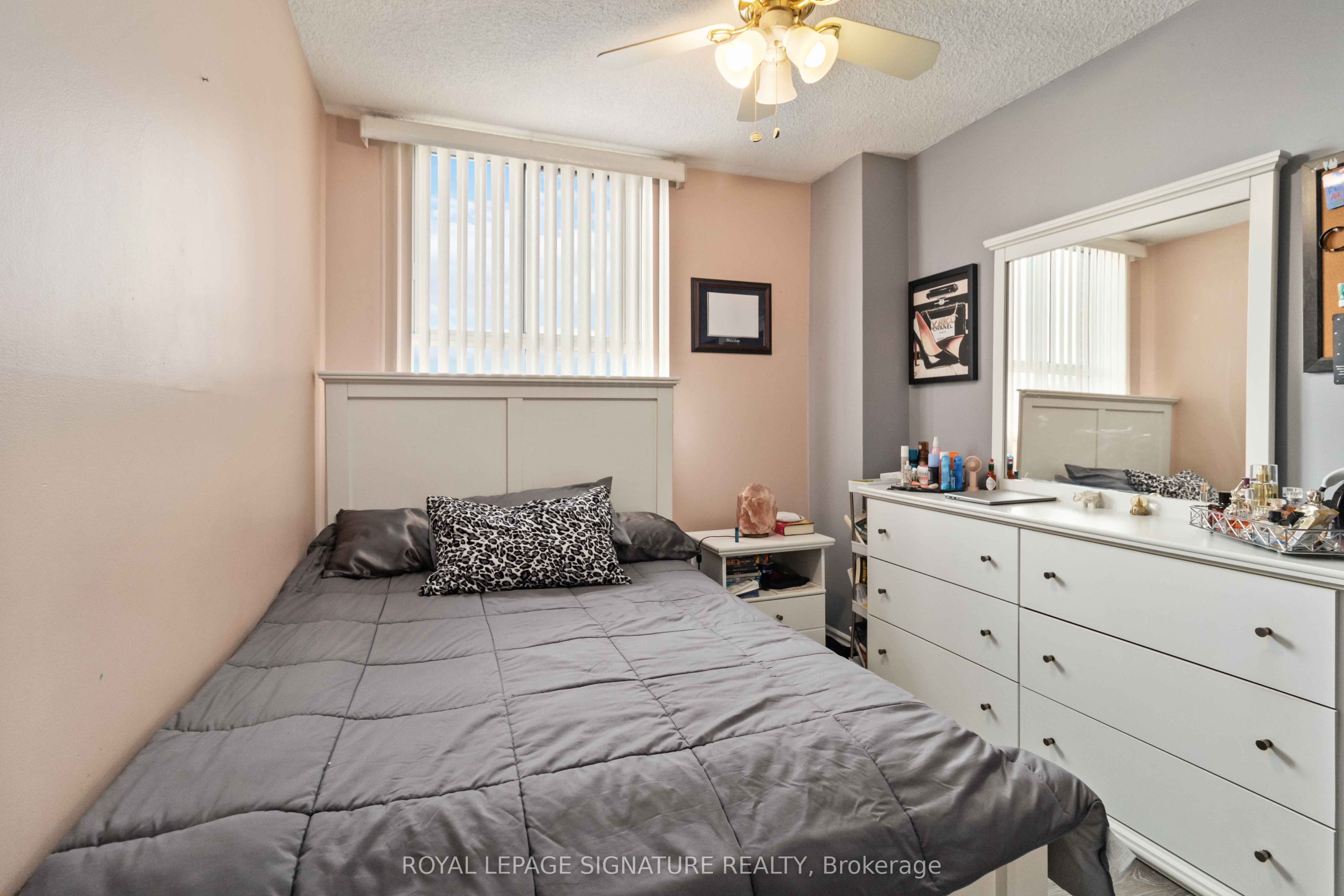 1615 Bloor Street 512 Property Photo 26