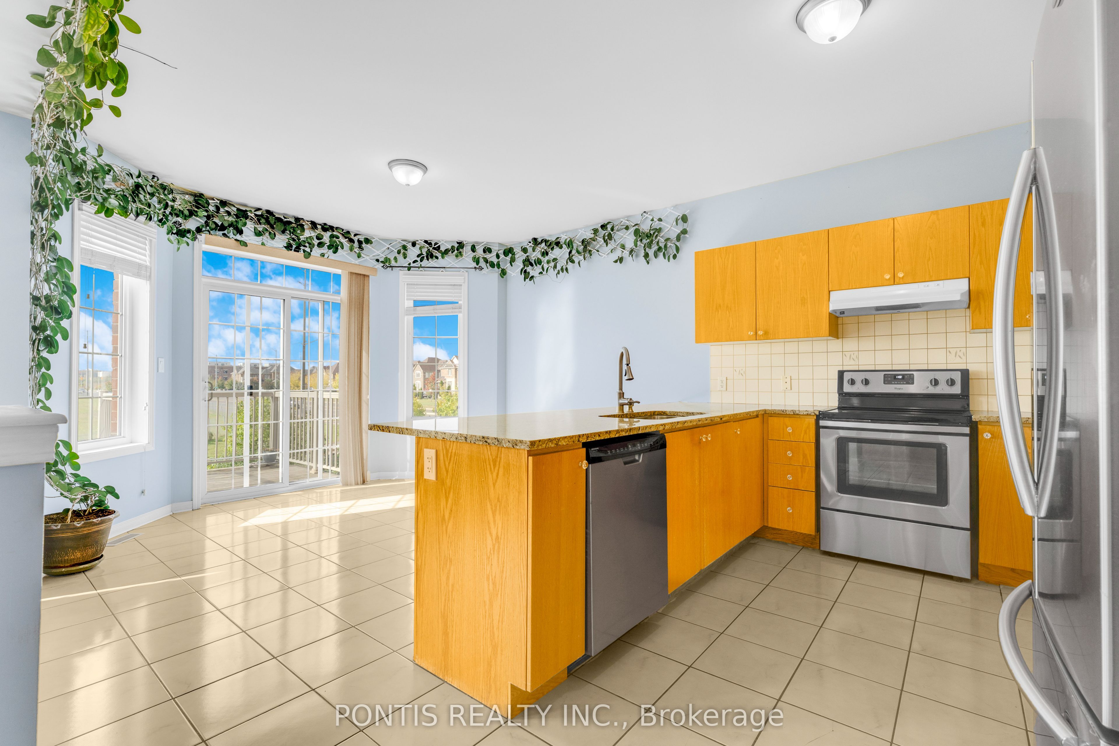 14 Arrowstone Court Property Photo 12