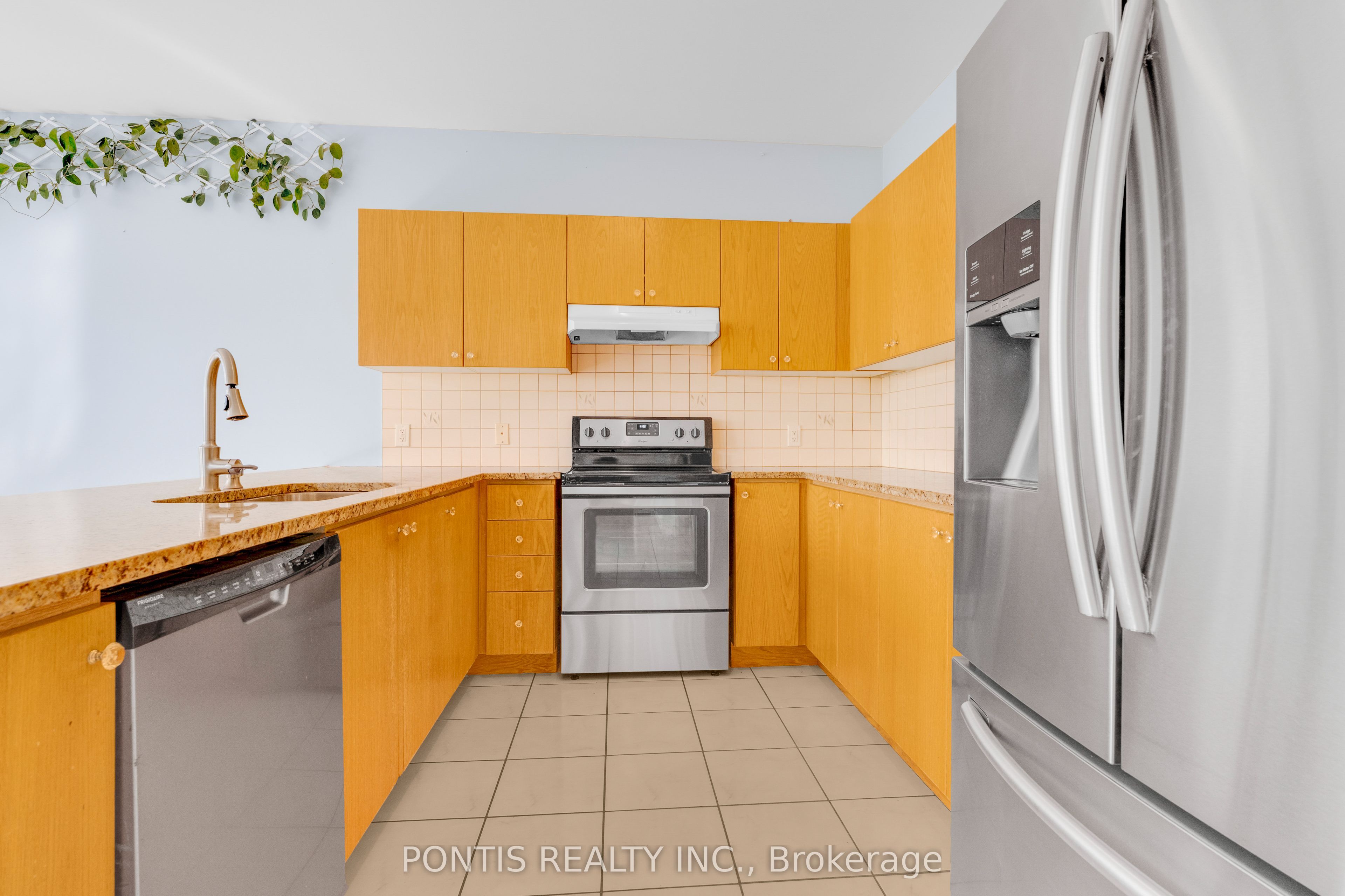 14 Arrowstone Court Property Photo 13