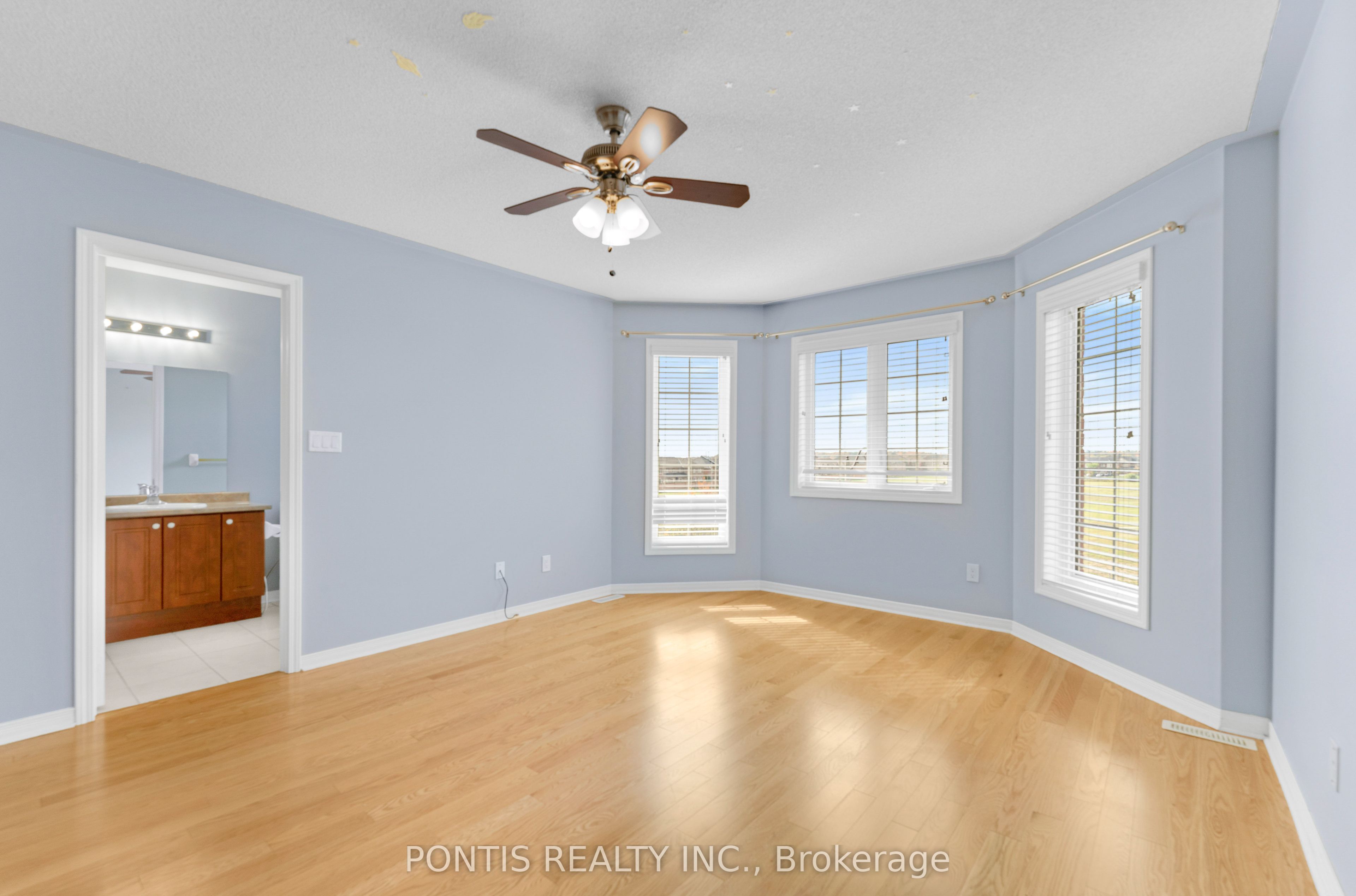 14 Arrowstone Court Property Photo 26