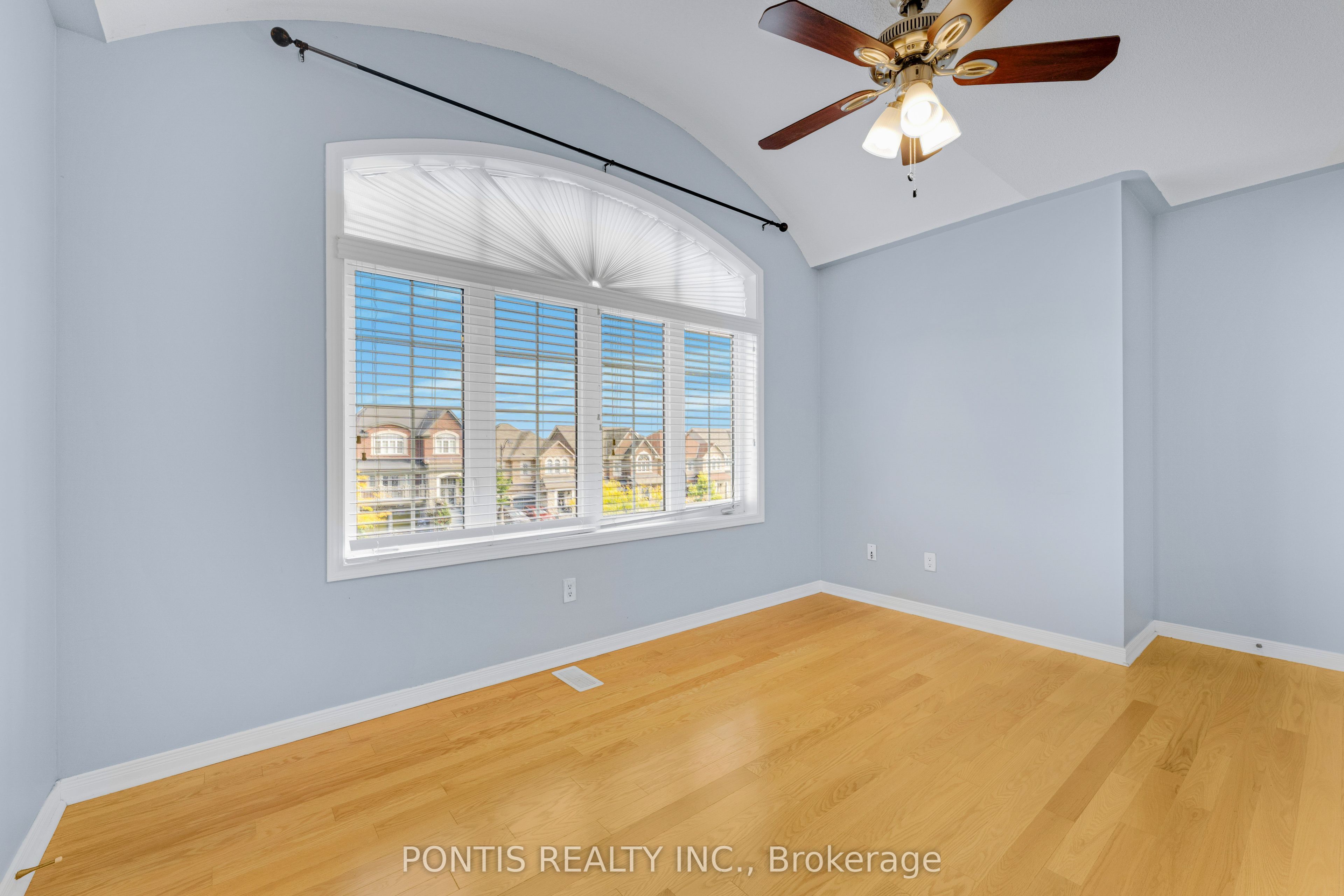 14 Arrowstone Court Property Photo 33