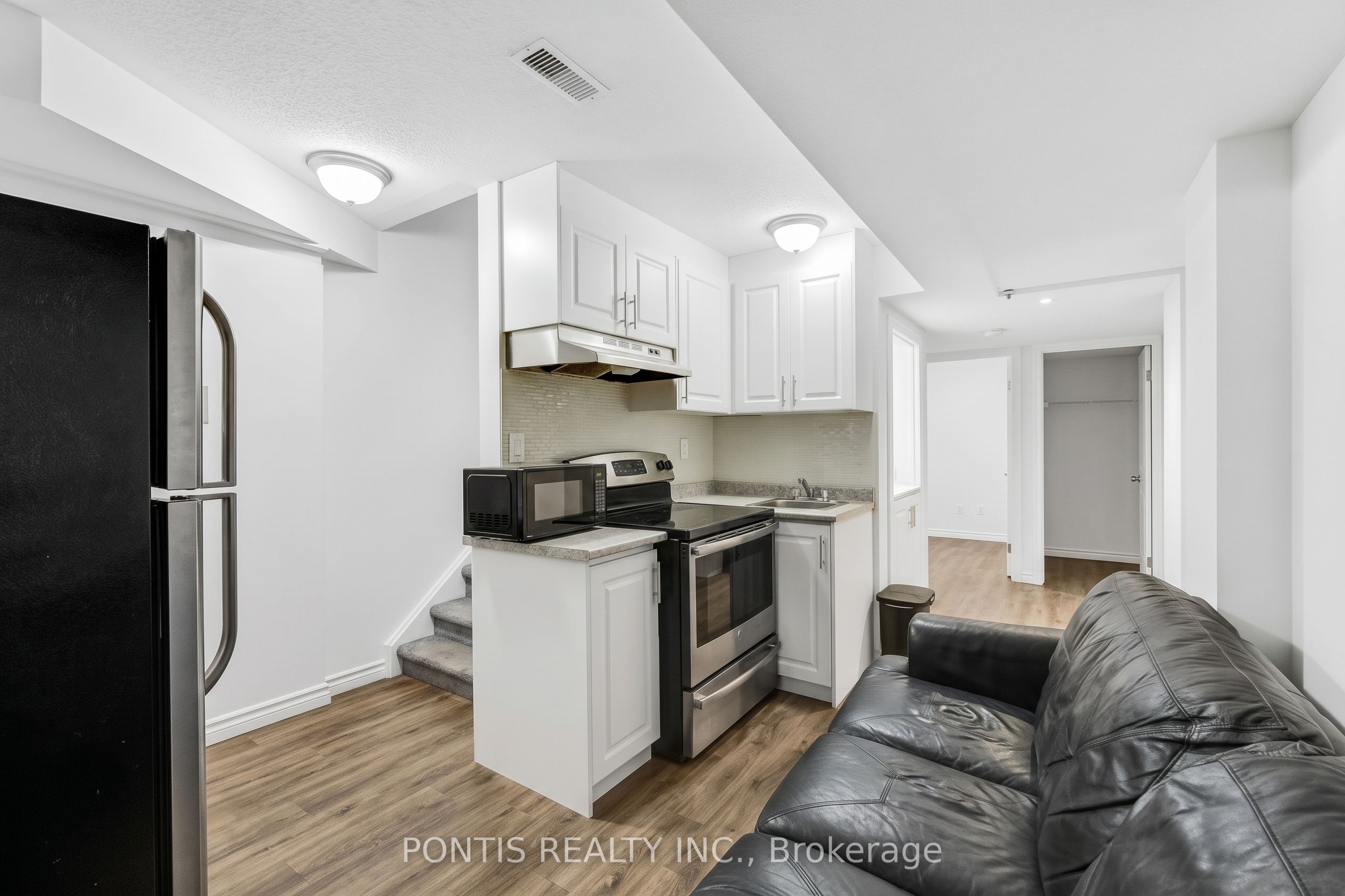 14 Arrowstone Court Property Photo 40
